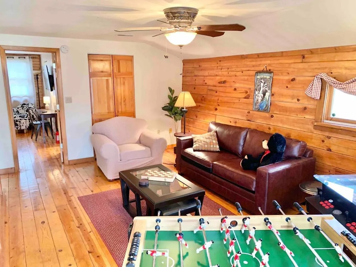 Heartwood Lavish In The Smoky Mountains Holiday home *
