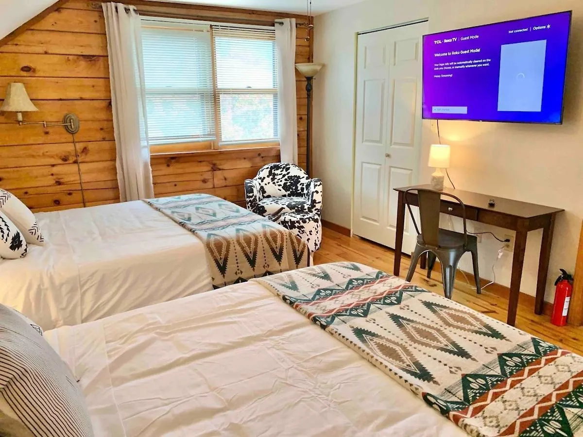 Heartwood Lavish In The Smoky Mountains