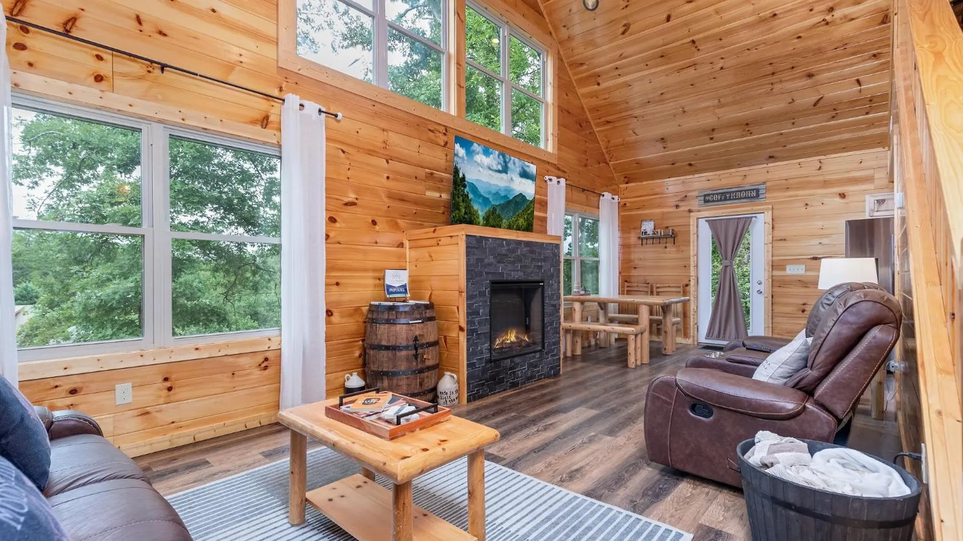 Holiday home Fully Loaded In Heart Of Pigeon Forge