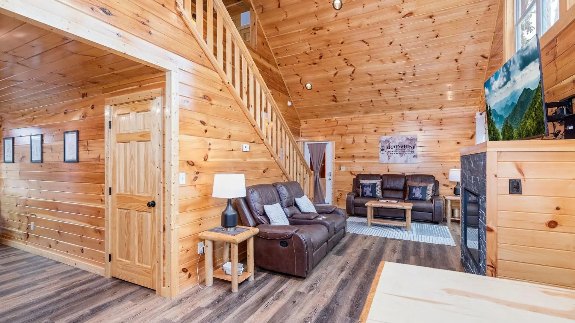 Fully Loaded In Heart Of Holiday home Pigeon Forge