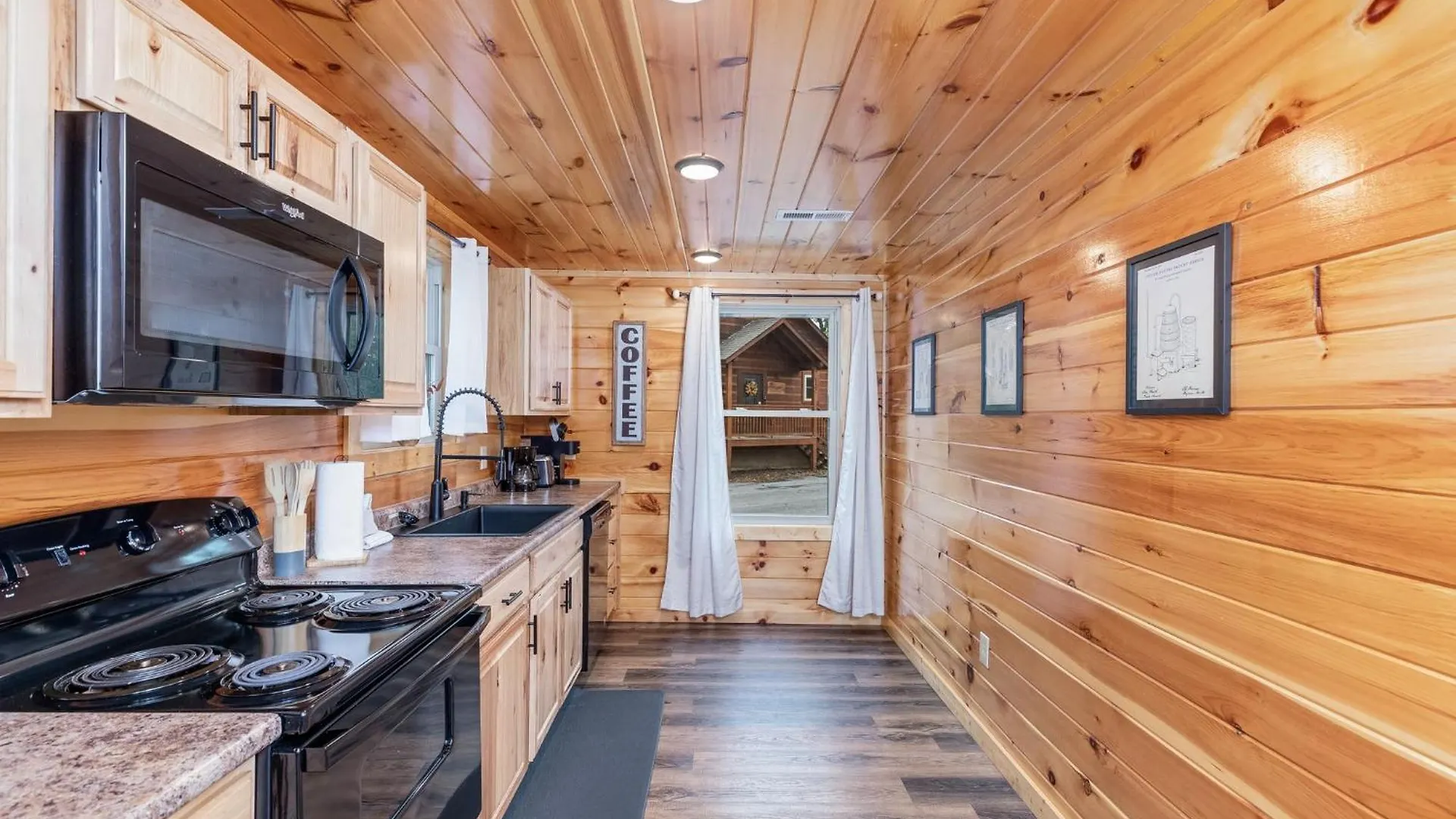 Holiday home Fully Loaded In Heart Of Pigeon Forge