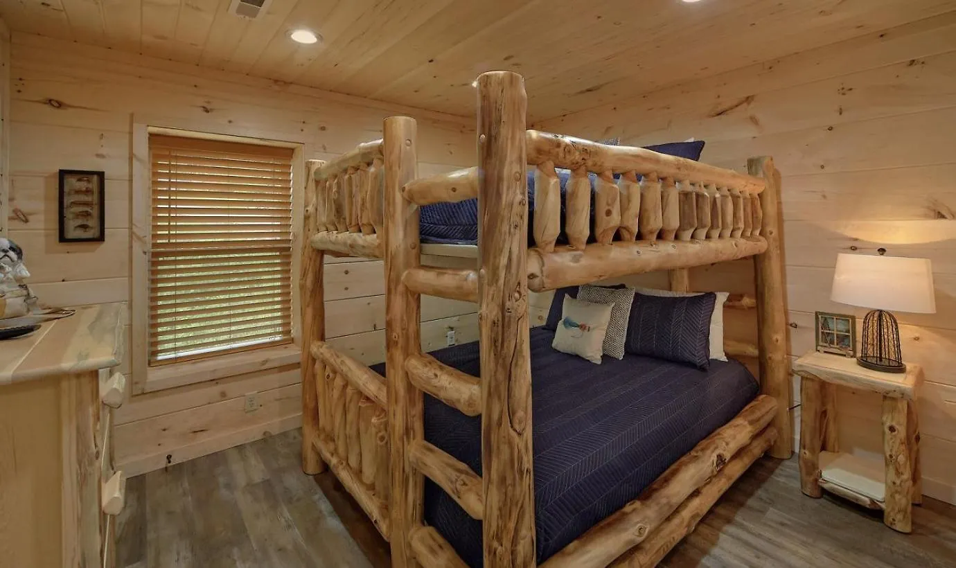 Experience Luxury And Serenity Just Minutes From Attractions Private Indoor Pool Hot Tub Holiday home Pigeon Forge