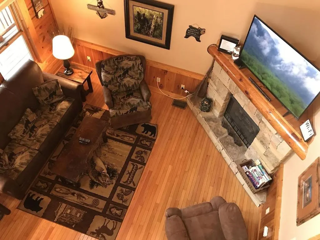 Sleepy Bears Den Pigeon Forge