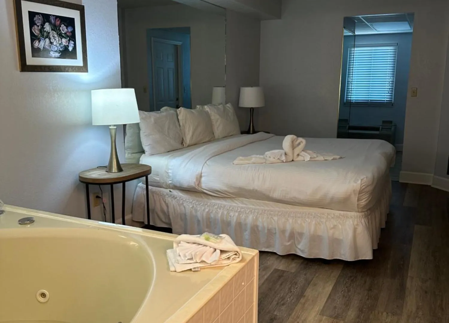 River Place #409 1bd, 2bath