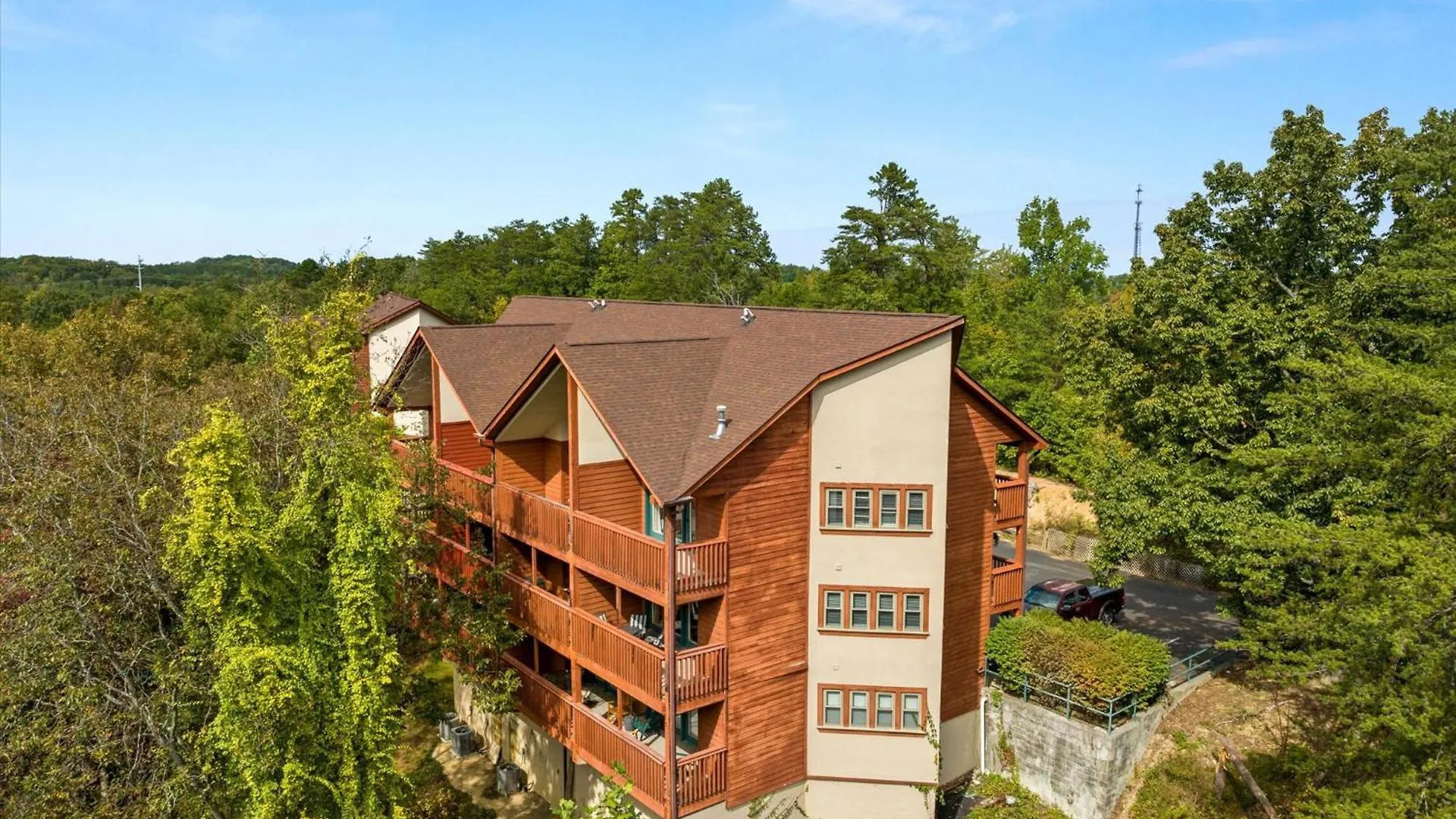 Holiday home Modern 2br Just 5 Min To Pkwy! Pigeon Forge