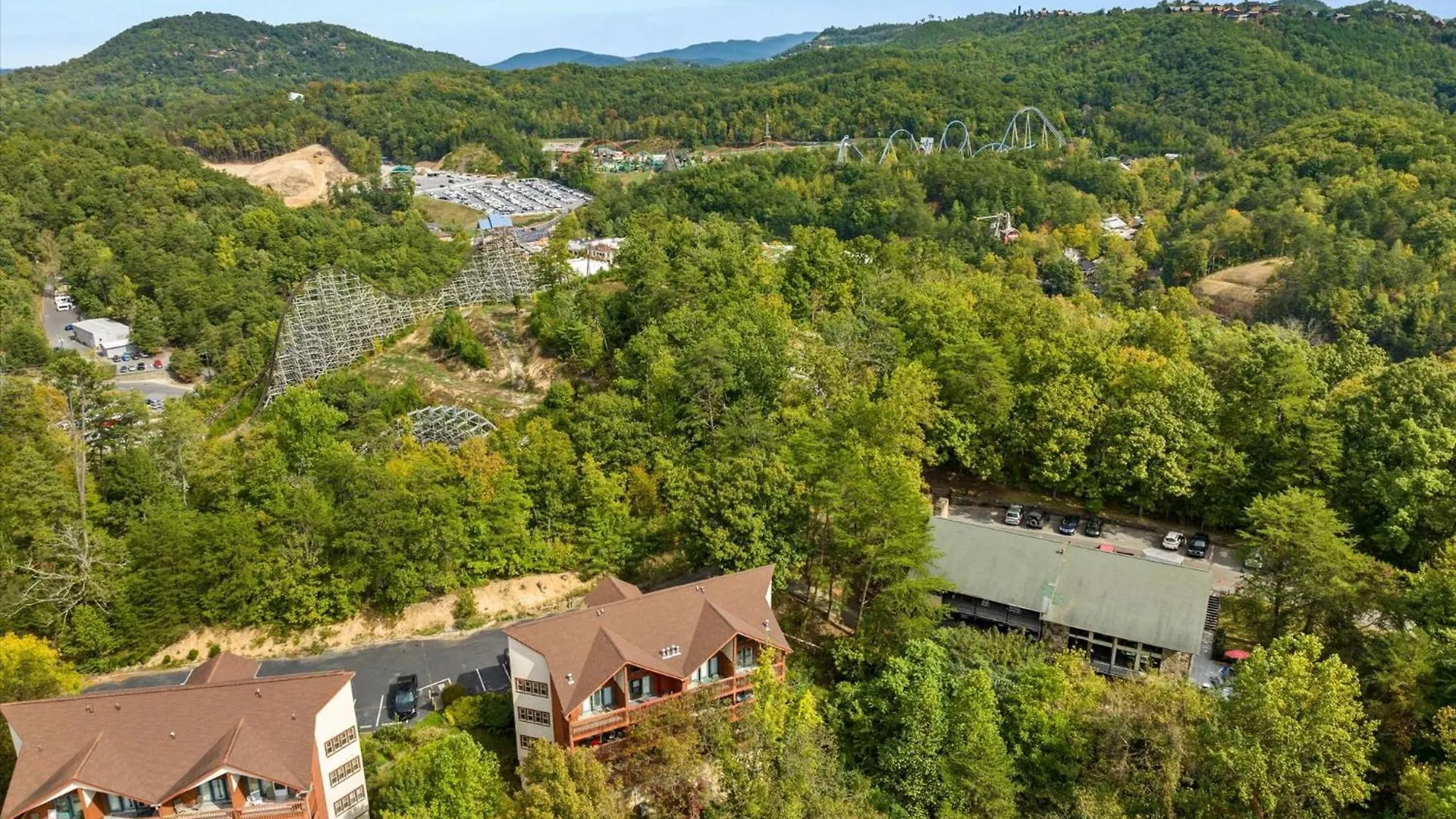 Modern 2br Just 5 Min To Pkwy! Holiday home *