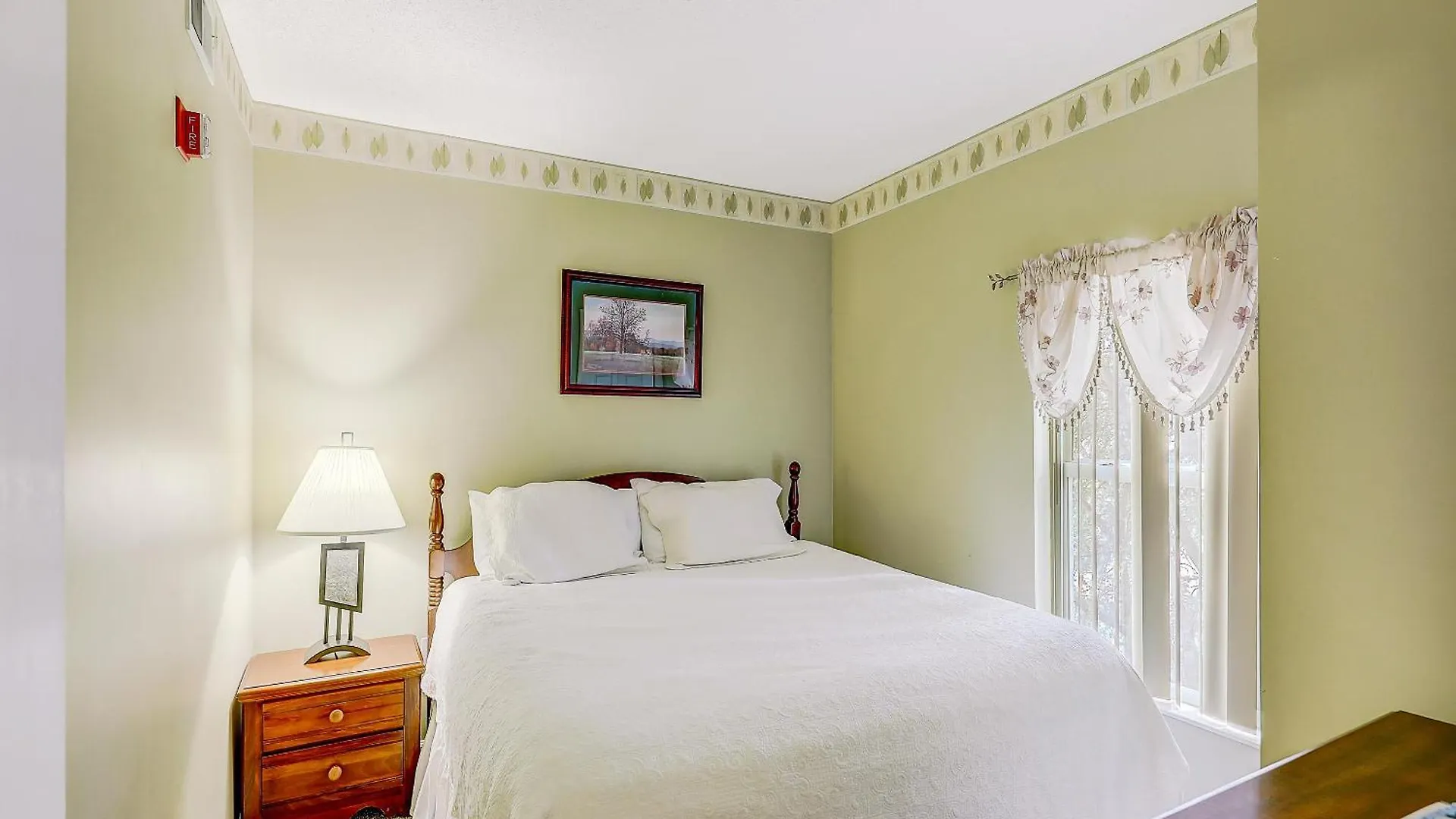 Private Sunsets Whispering Pines 431