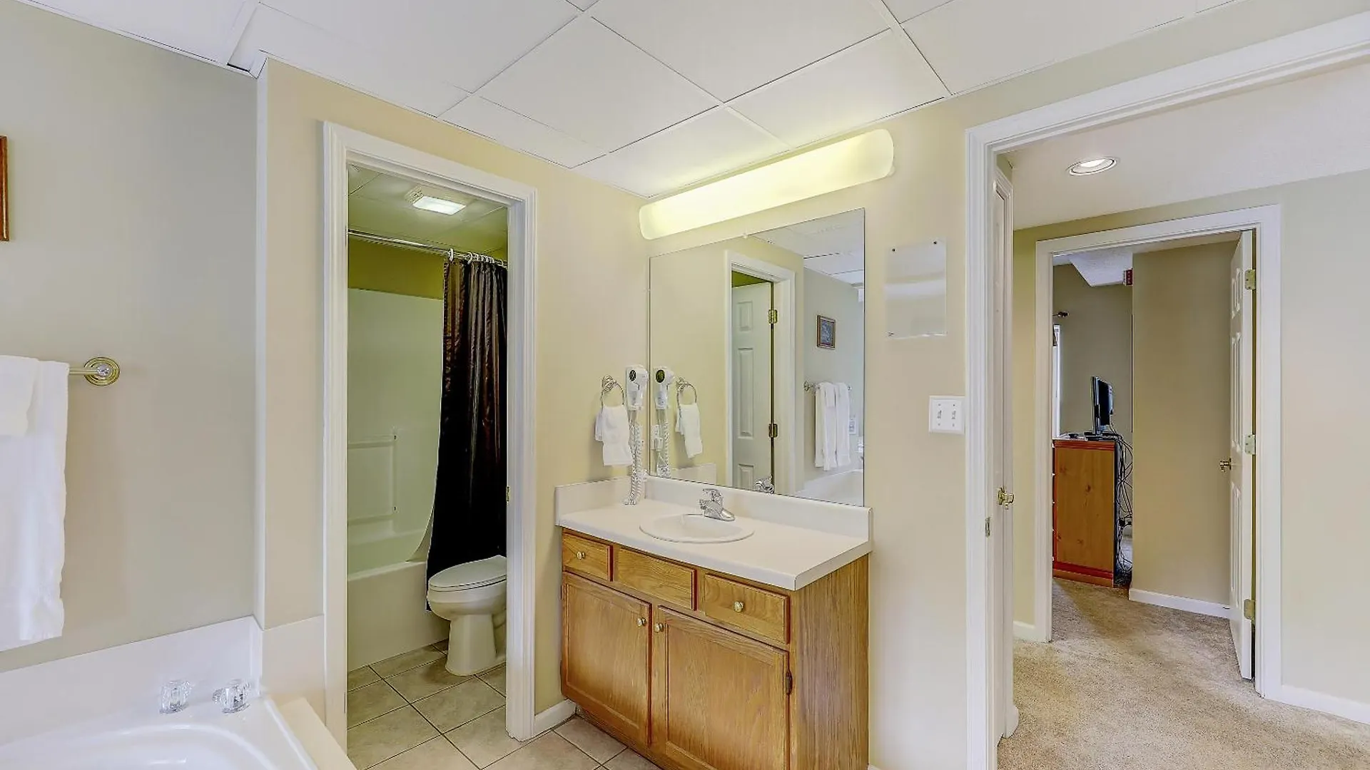 Apartment Dream Whispering Pines 423