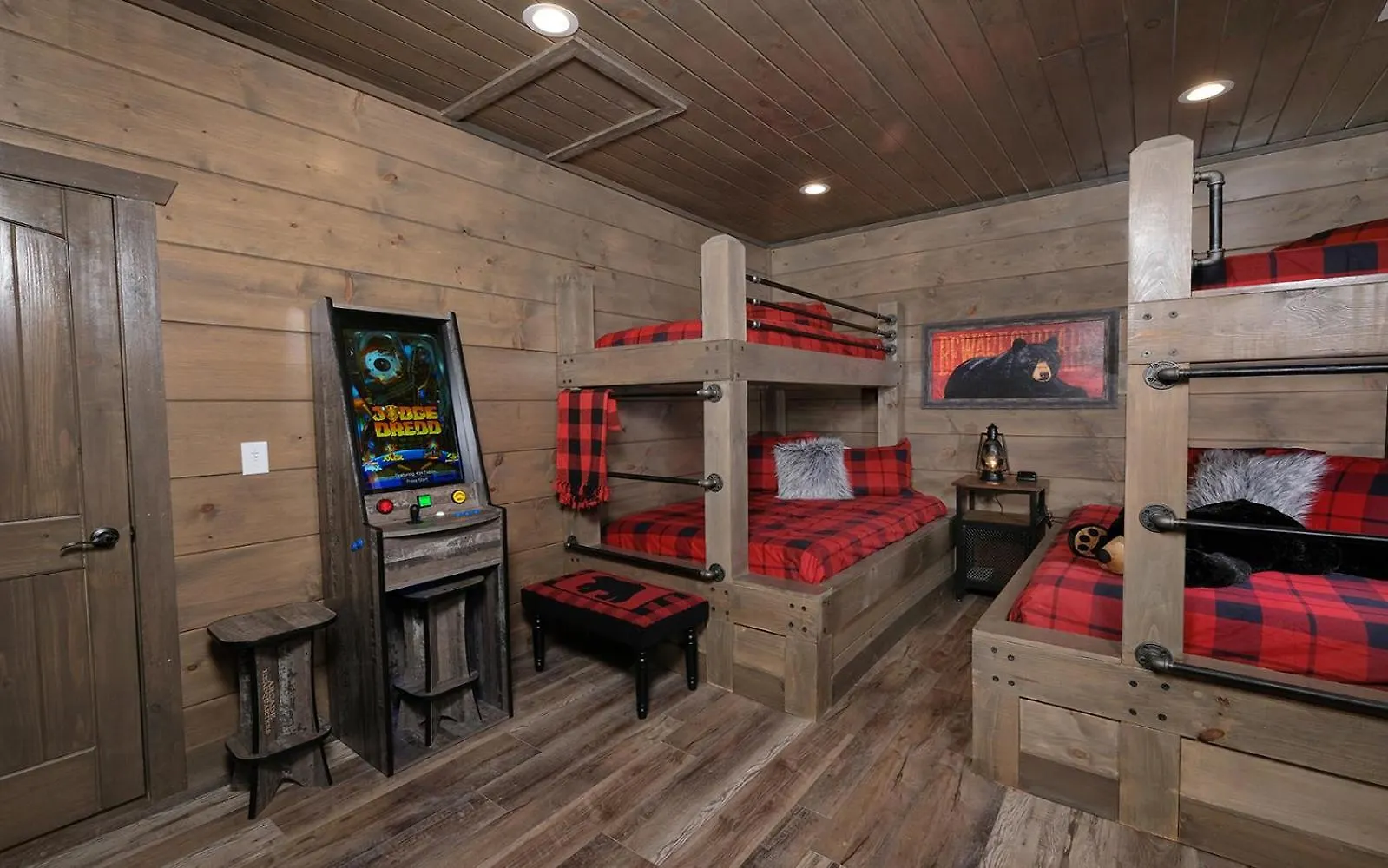 Cavern Cascades Villa *