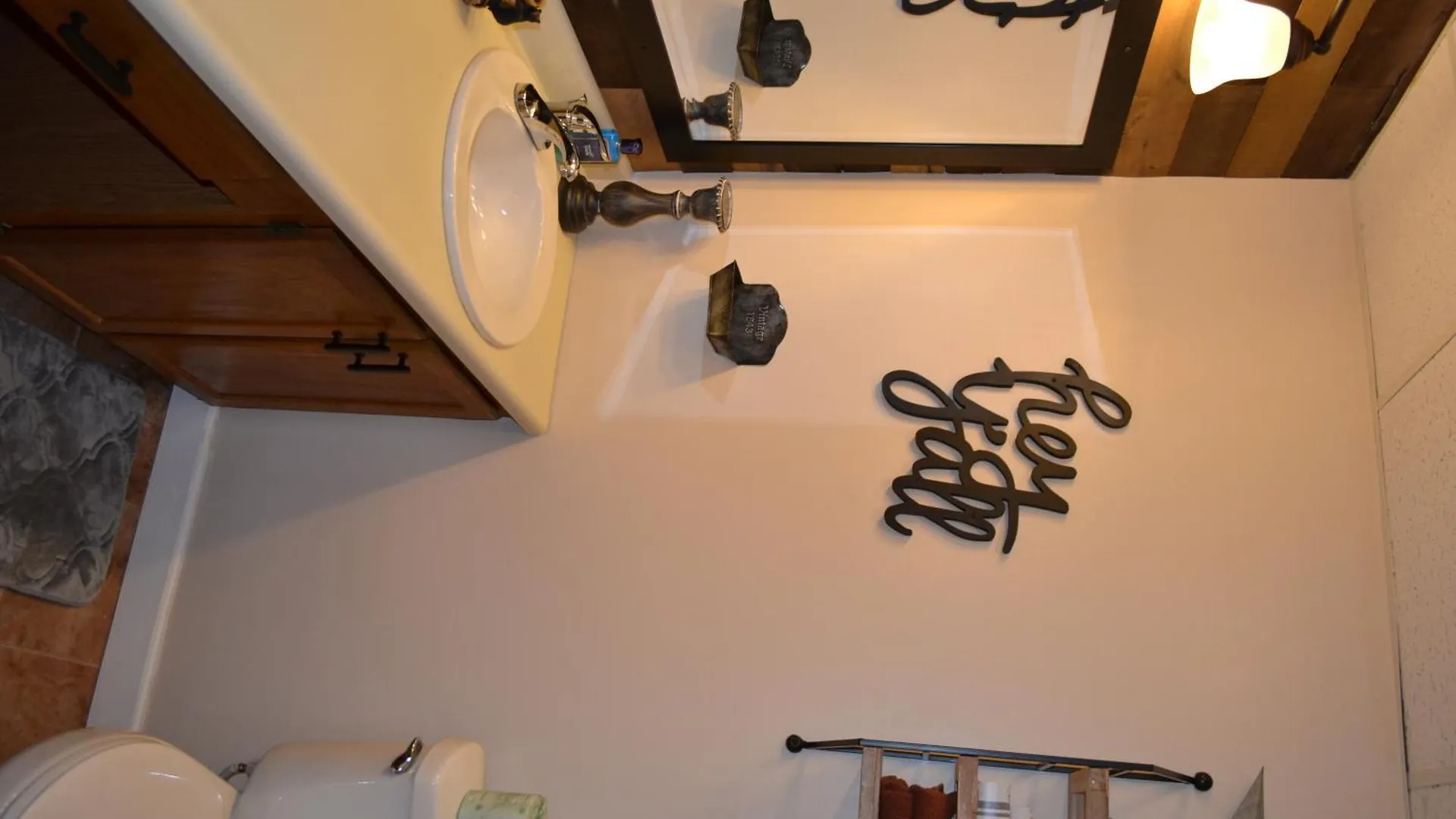 407 2-bedroom *
