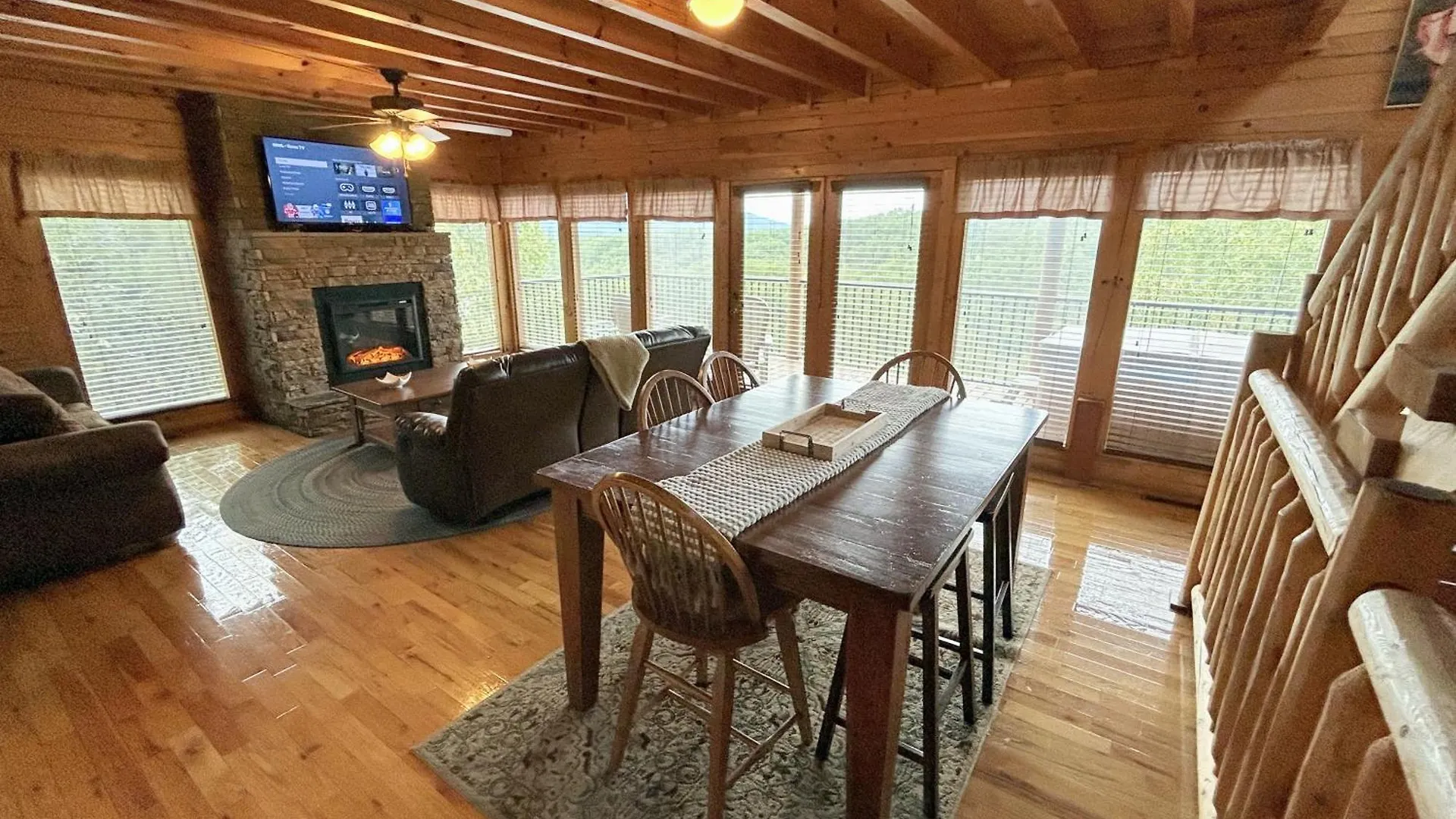 Holiday home Wild Mountain Honey 3 Bedroom/3 Bath With Theater