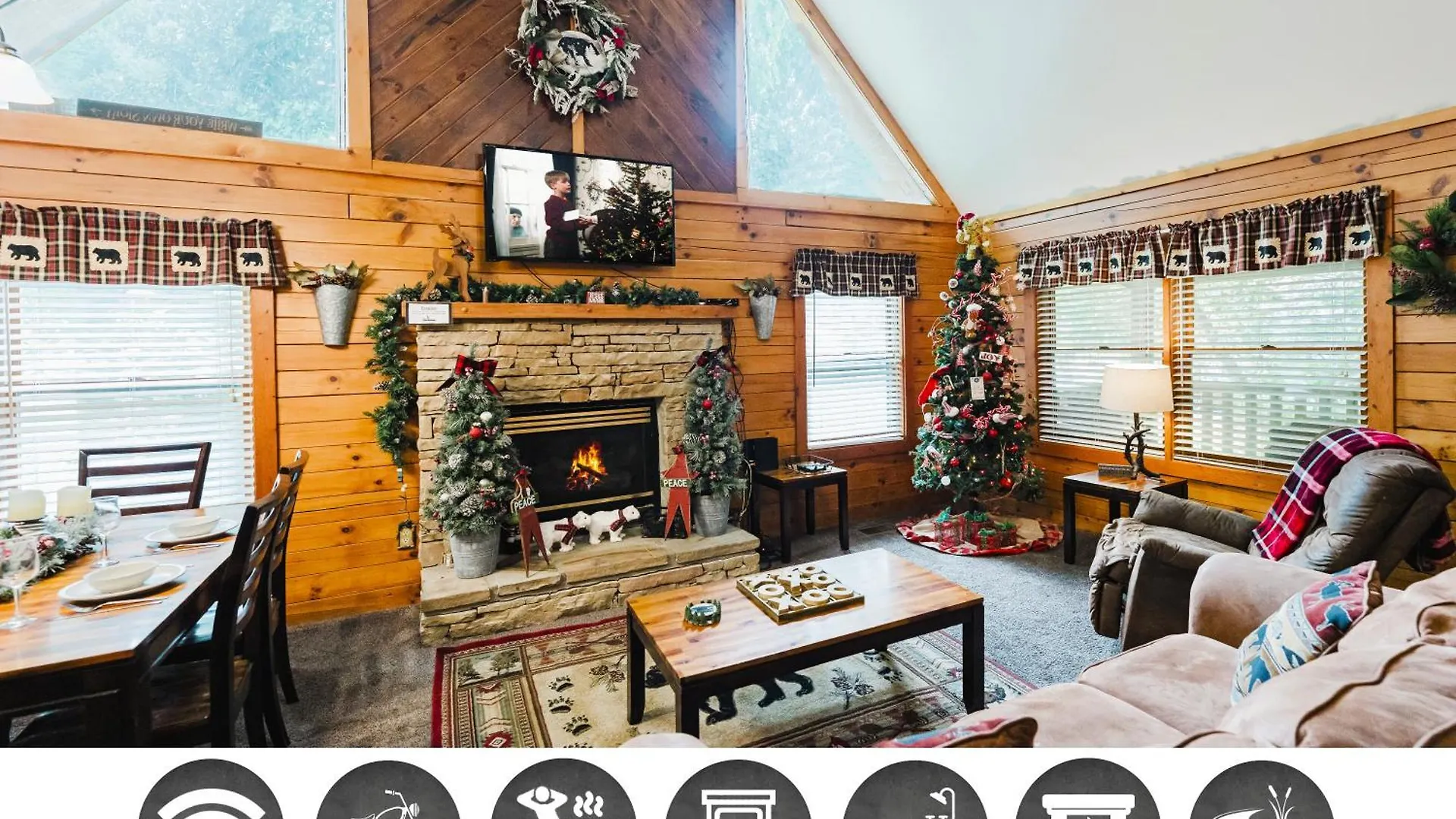 Always Christmas * Pigeon Forge