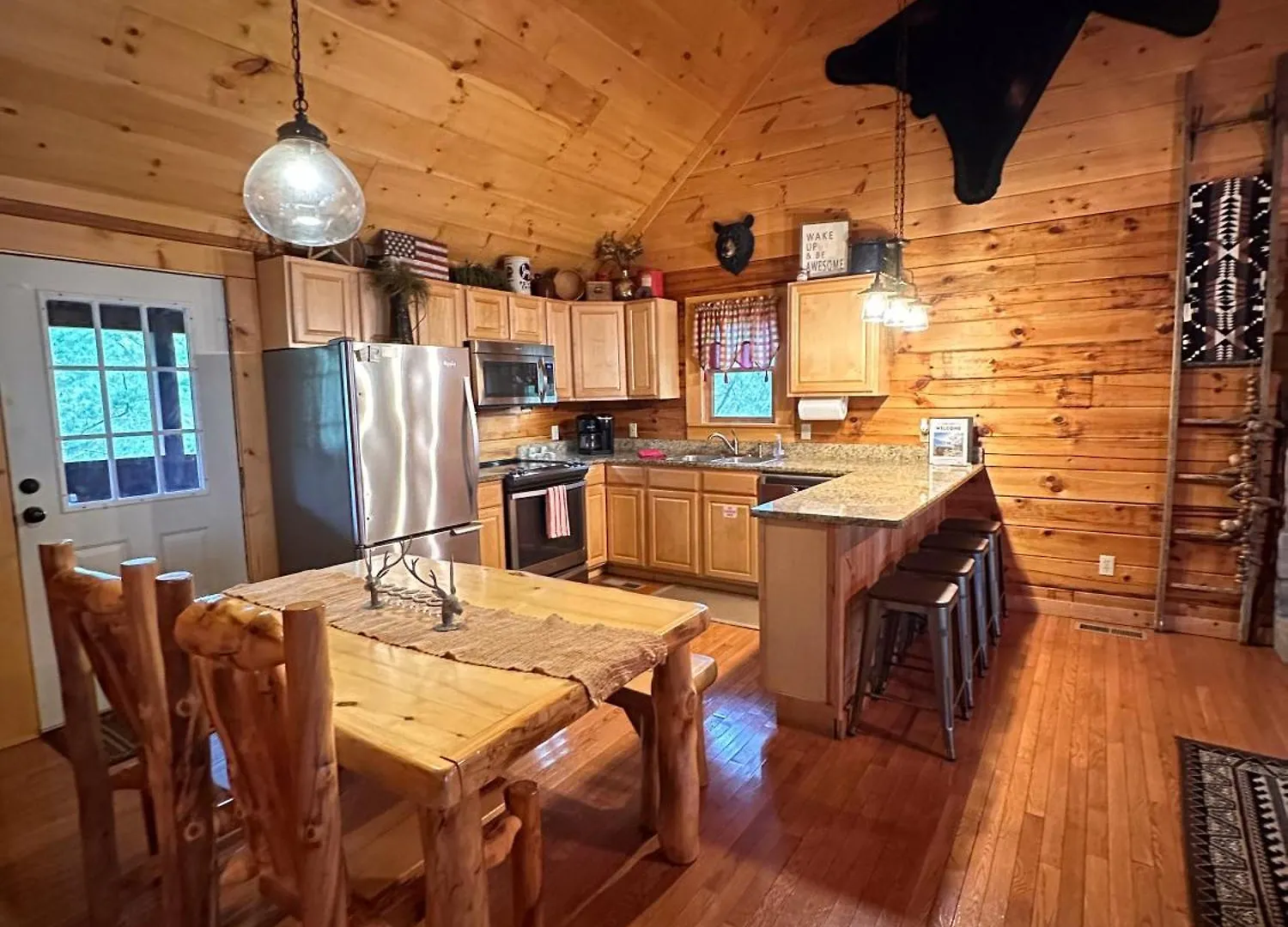 Moon Shadow - Beautiful 1 Mile From Parkway Holiday home Pigeon Forge