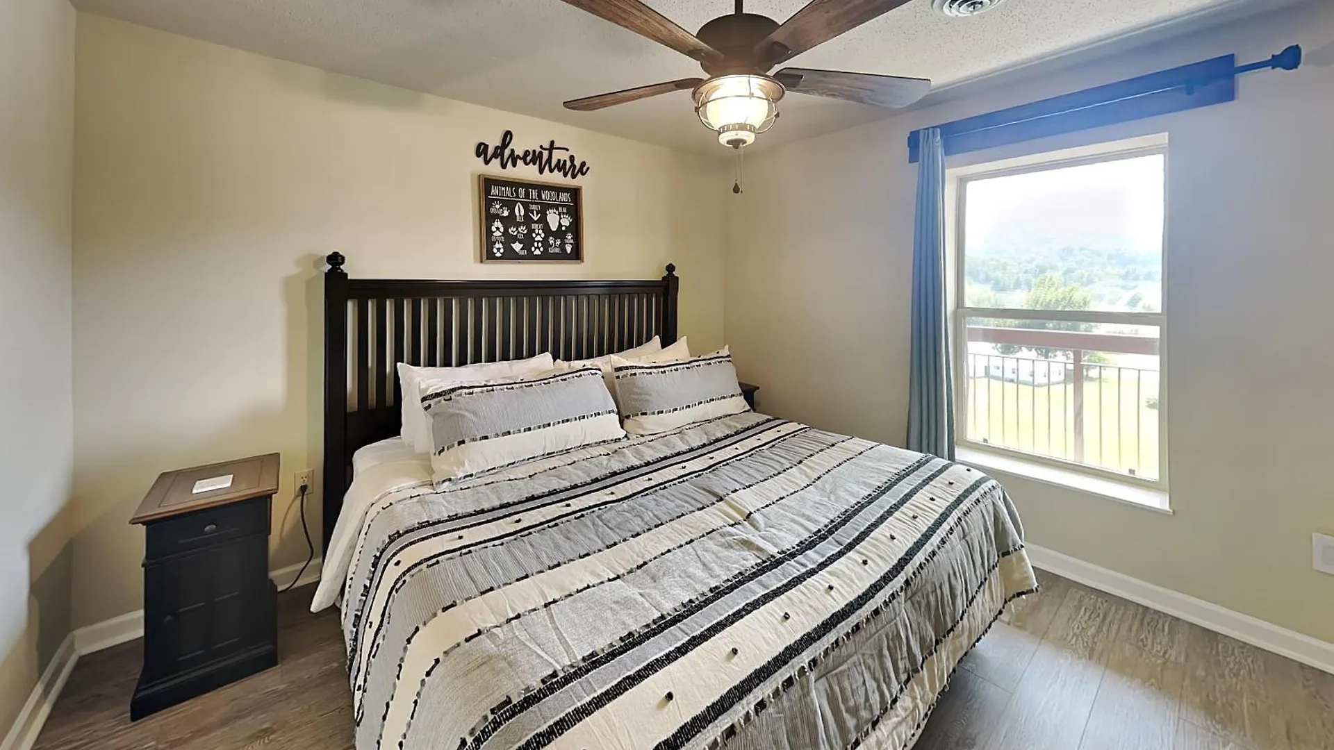 Heavenly River Cedar 703
