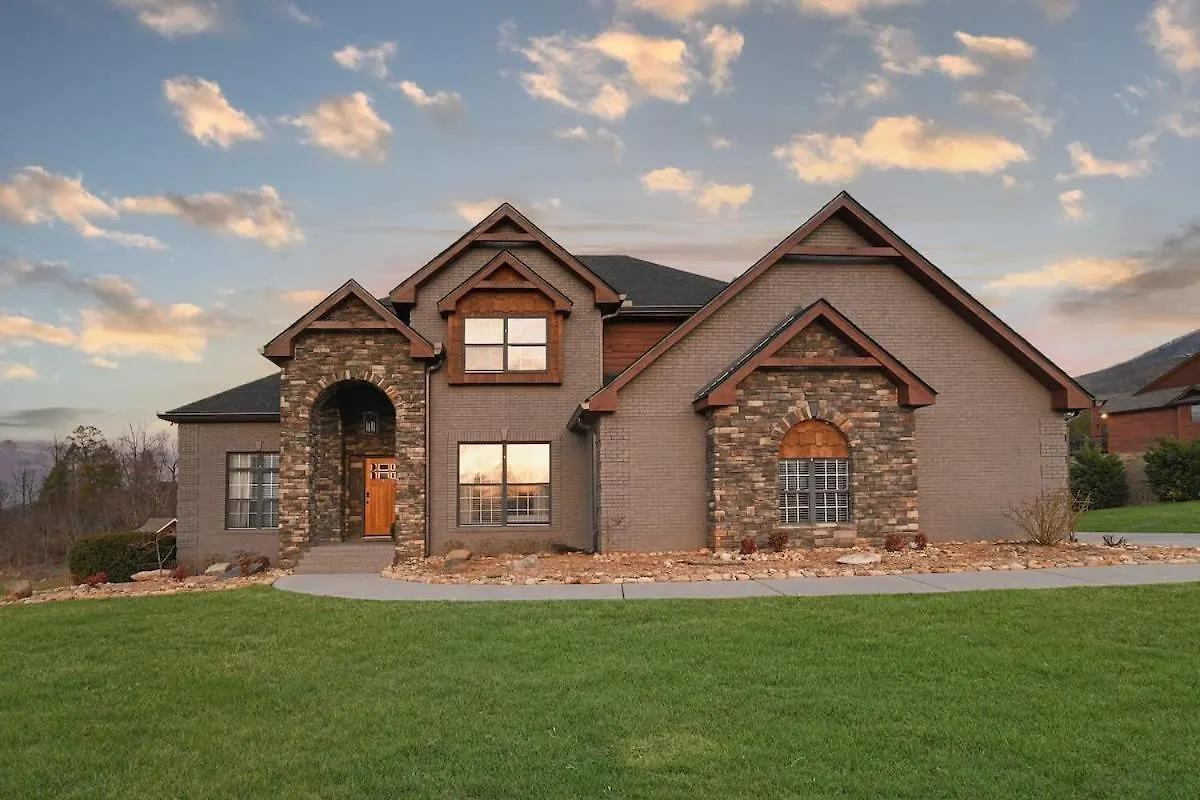 Holiday home Greystone In The Smokies - Luxury - Pool *