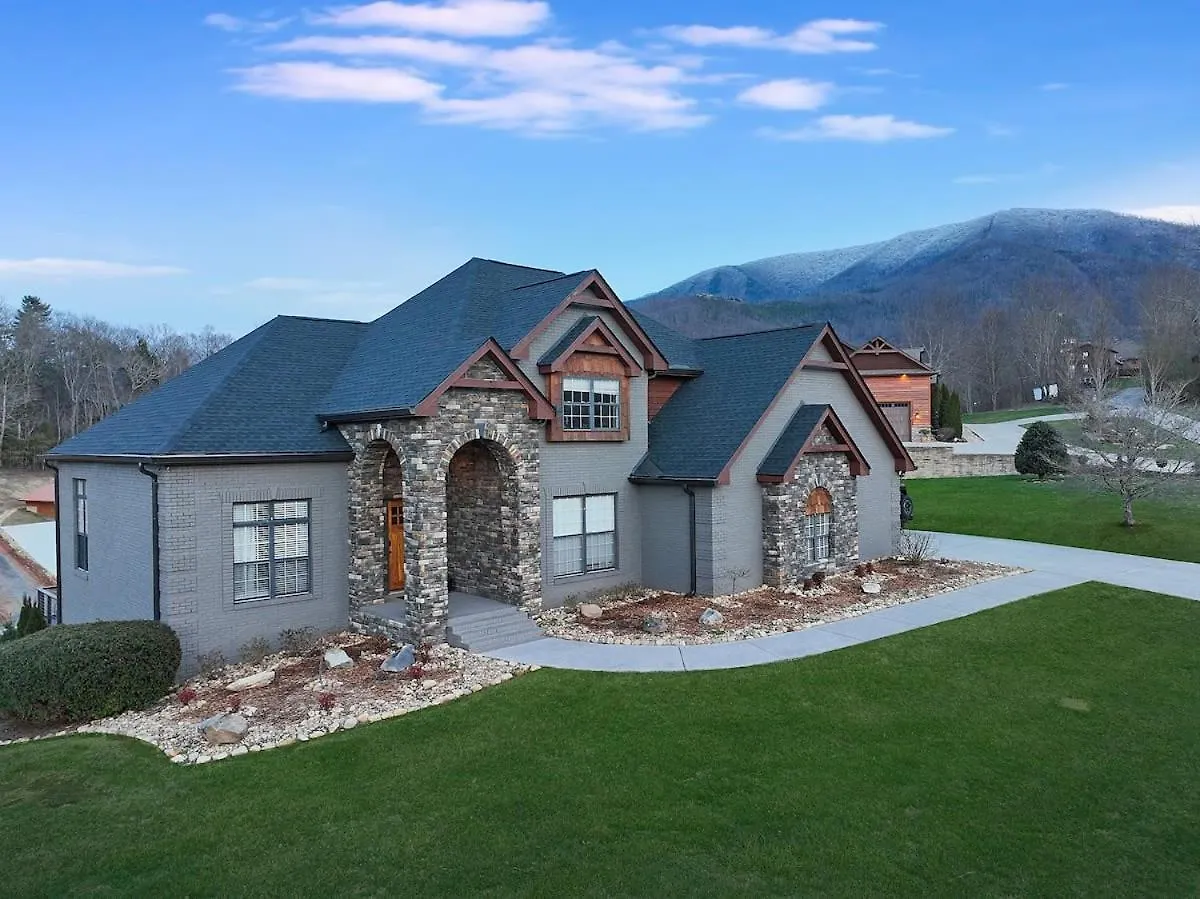 Holiday home Greystone In The Smokies - Luxury - Pool