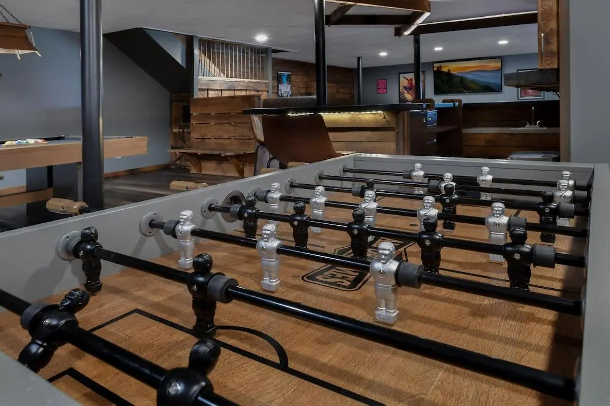 Greystone In The Smokies - Luxury - Pool Pigeon Forge