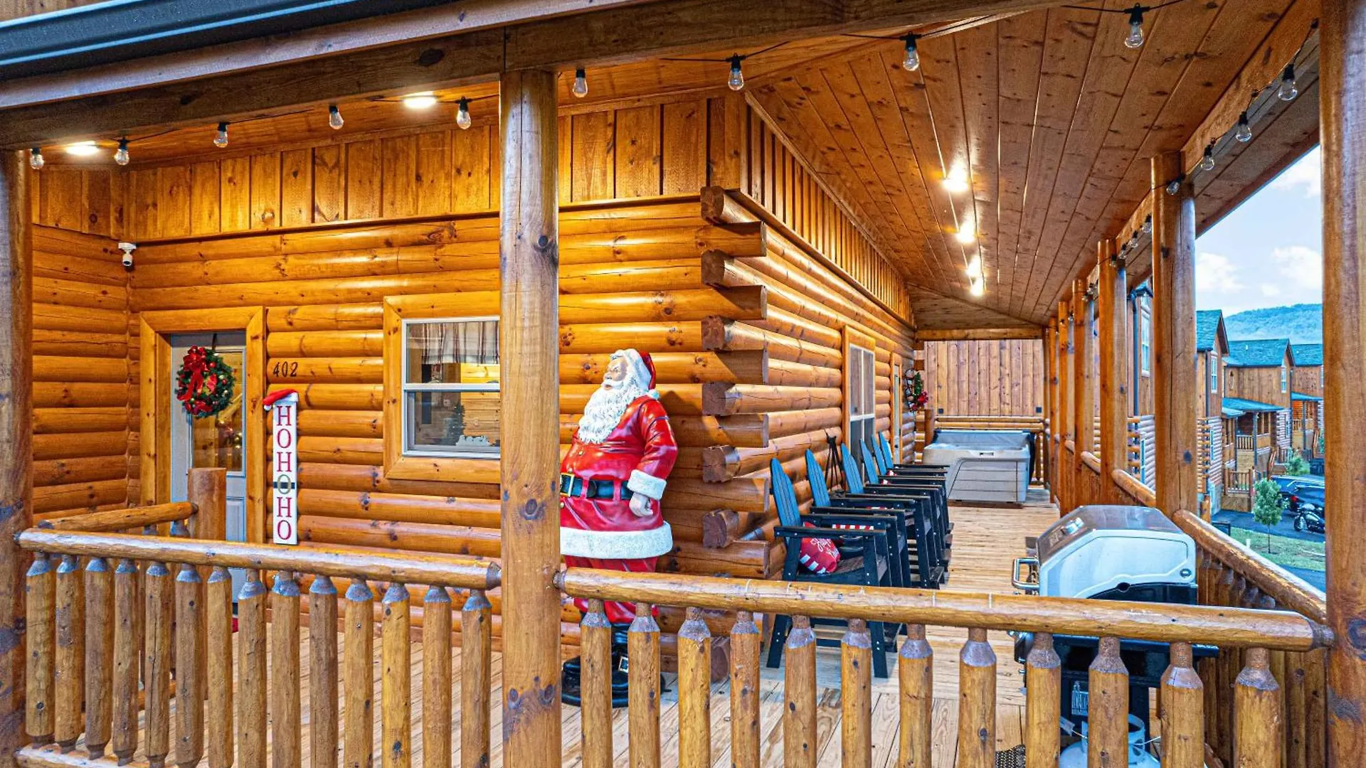 Xmascabins By Smokystays- Christmas Themed Year Round!