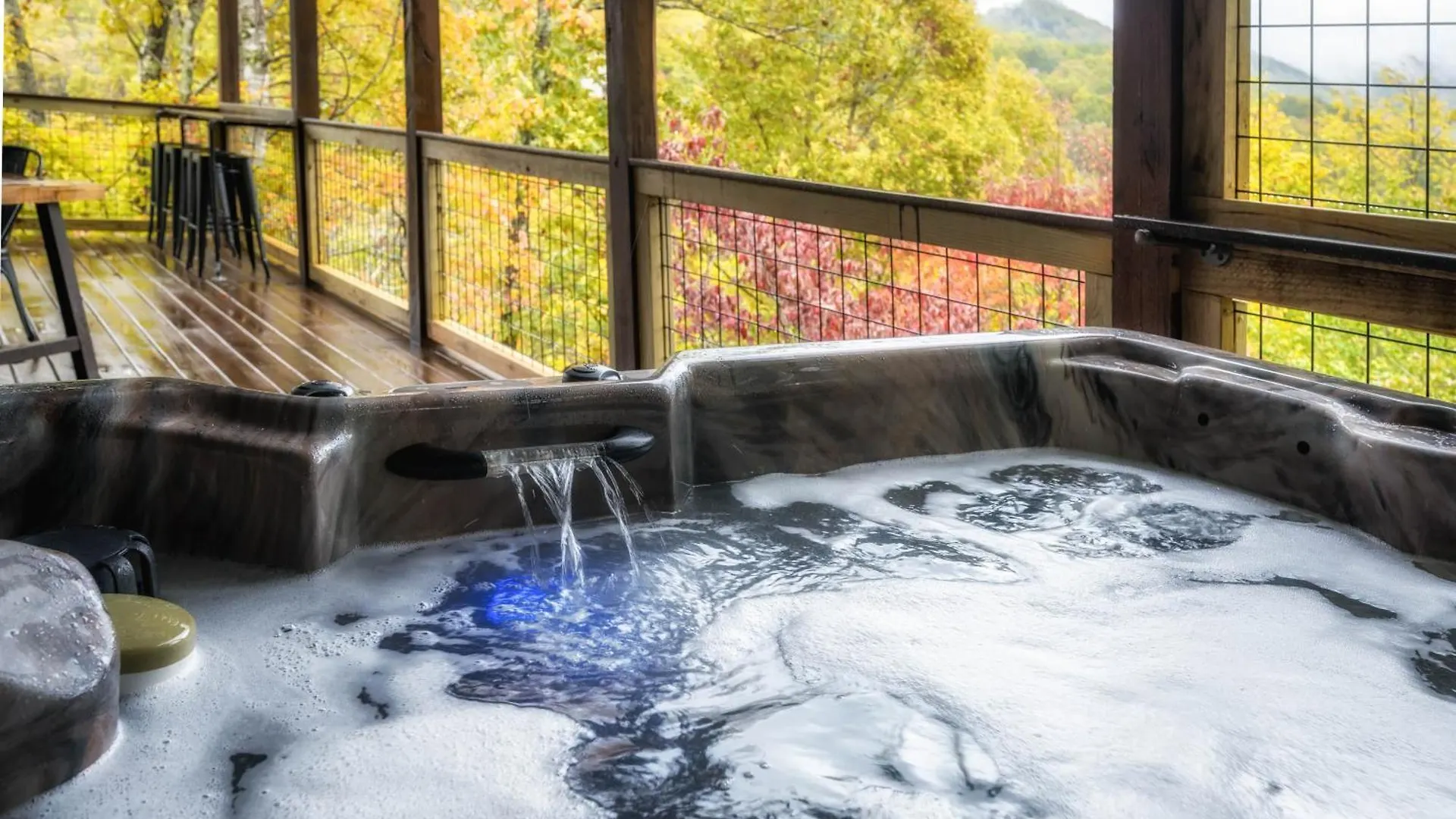 Holiday home Breathtaking 5-bedroom Getaway With Game Room, Hot Tub, And Theatre Pigeon Forge