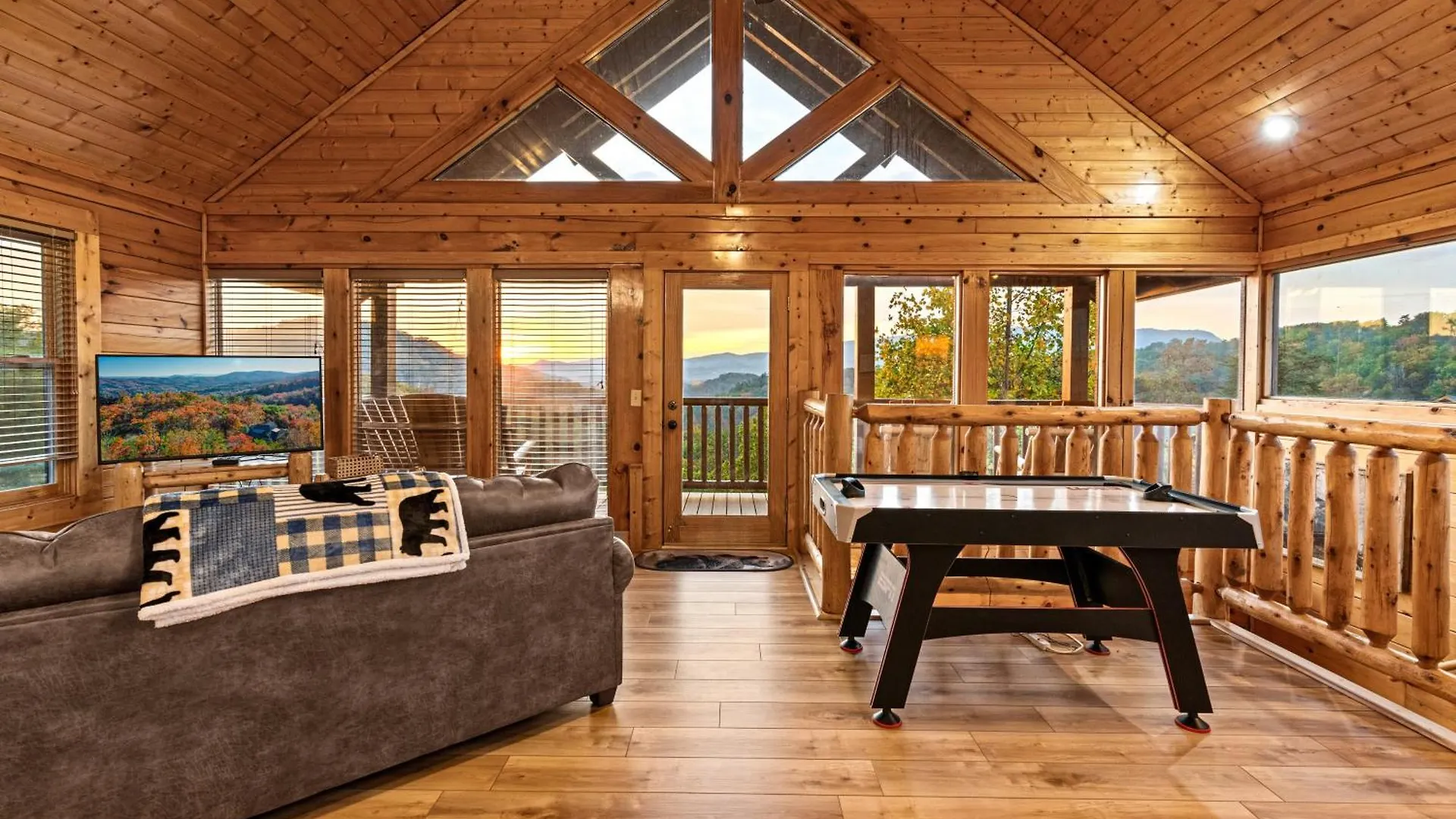 Black Bear Ridge Resort: Awesome Views Holiday home *