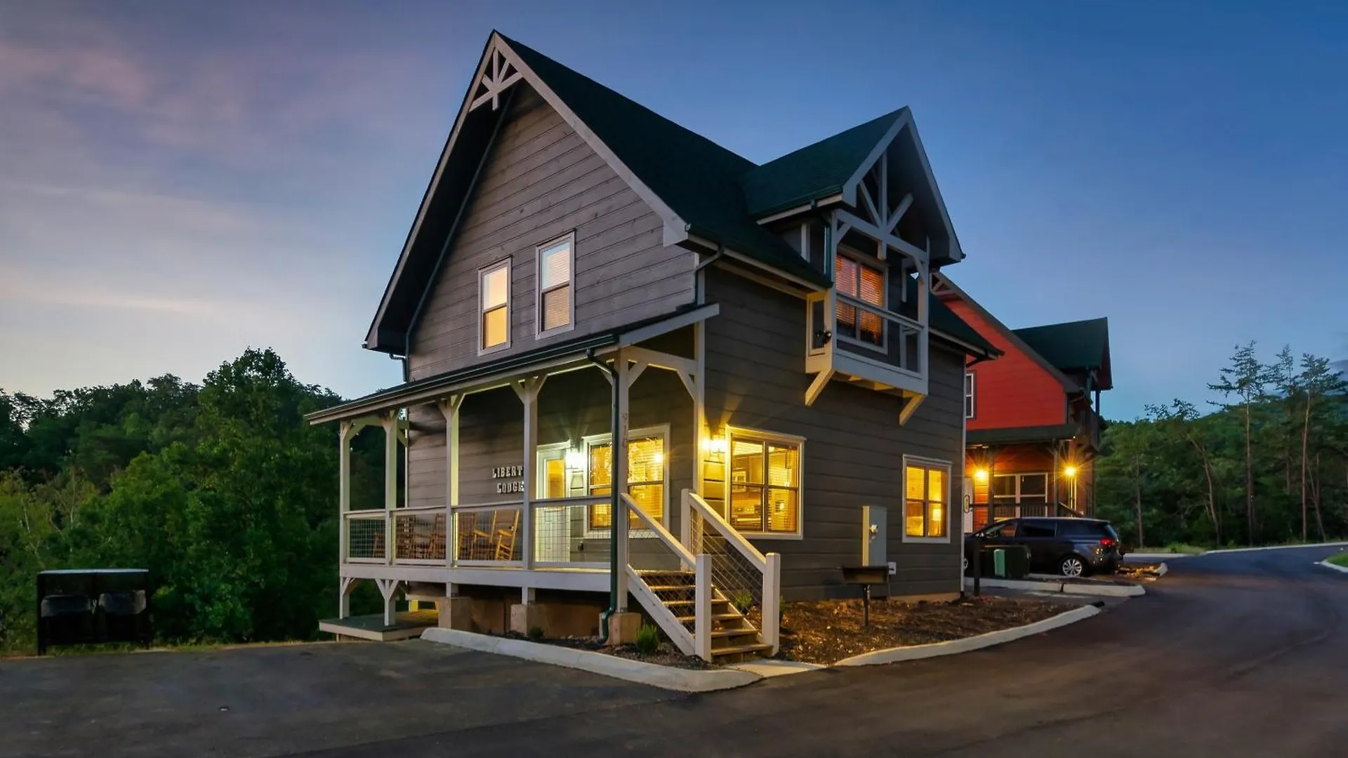Liberty - Family Getaway With Pool, Hot Tub, Arcade & Dogs Holiday home