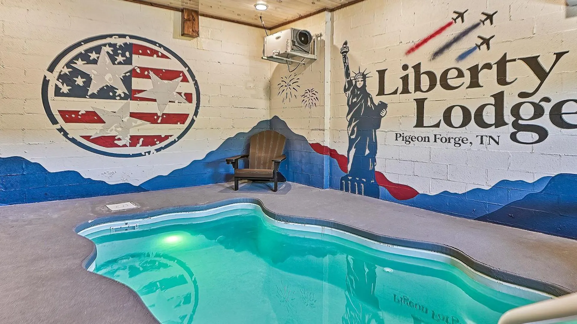 Holiday home Liberty - Family Getaway With Pool, Hot Tub, Arcade & Dogs