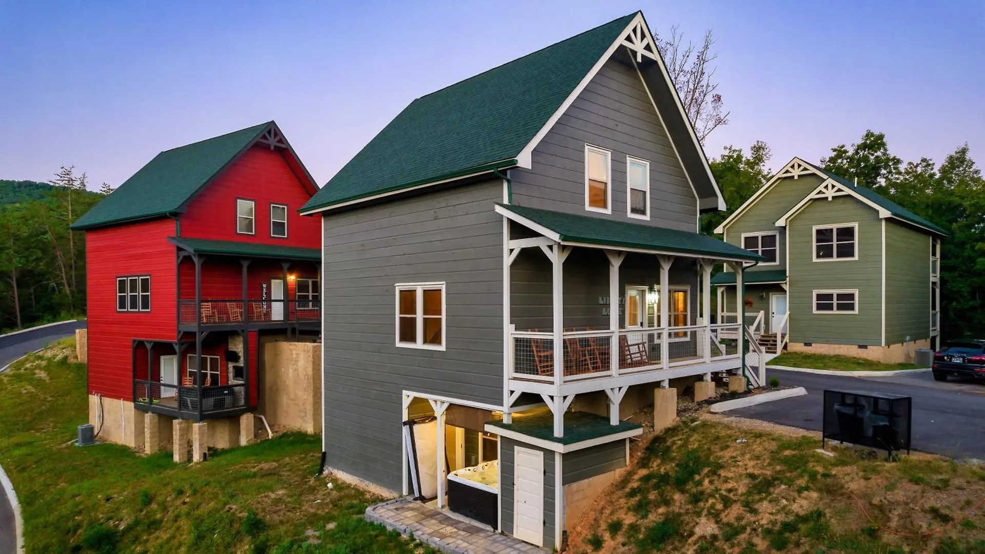 Liberty - Family Getaway With Pool, Hot Tub, Arcade & Dogs Pigeon Forge