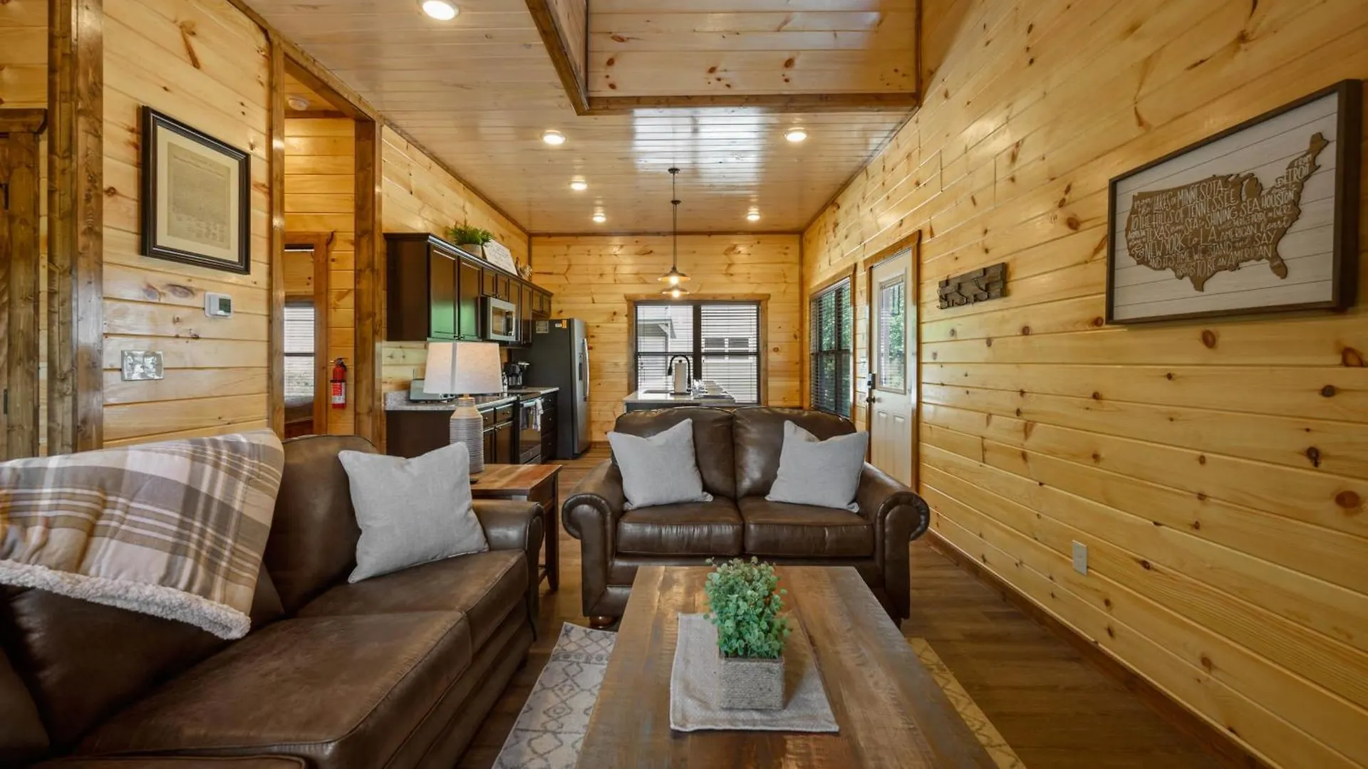 Liberty - Family Getaway With Pool, Hot Tub, Arcade & Dogs Holiday home
