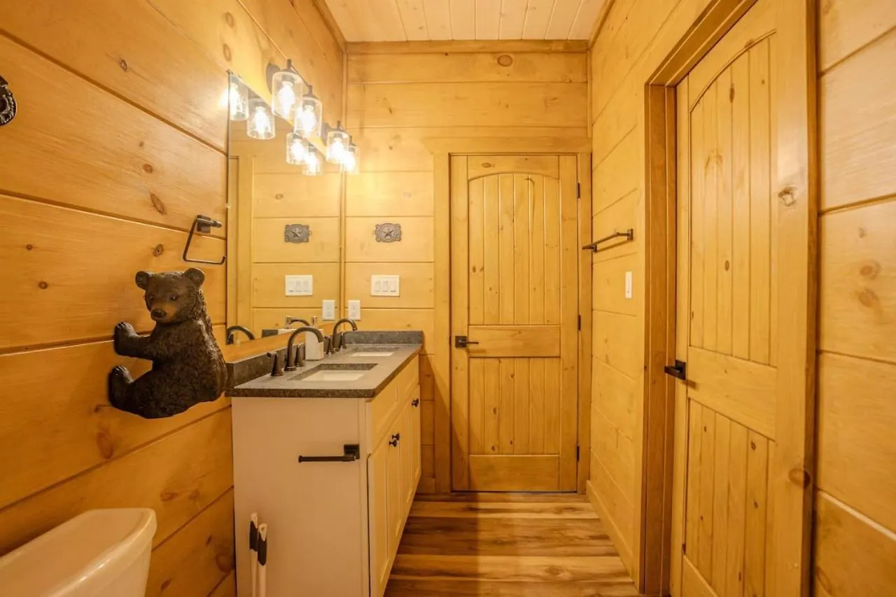 2br Cozy In Smoky Mountains With Hot Tub Holiday home Pigeon Forge