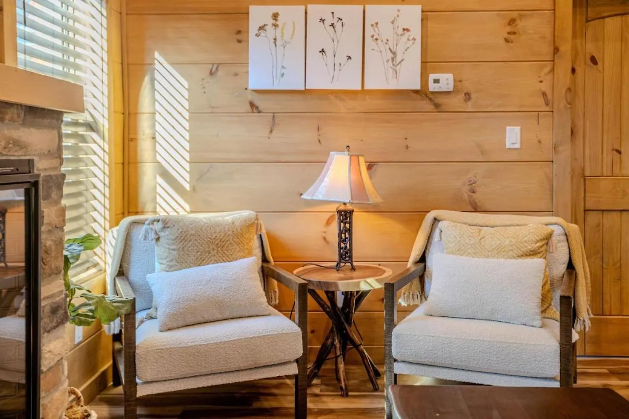2br Cozy In Smoky Mountains With Hot Tub * Pigeon Forge