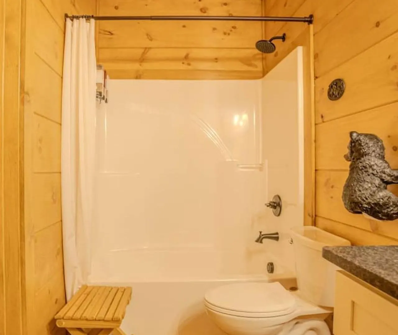 2br Cozy In Smoky Mountains With Hot Tub Holiday home *
