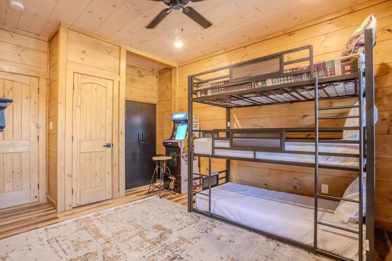 2br Cozy In Smoky Mountains With Hot Tub Holiday home Pigeon Forge