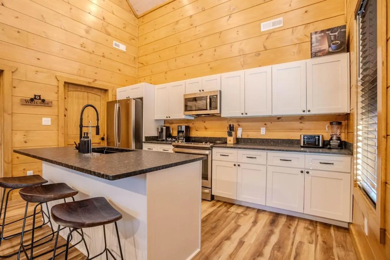 2br Cozy In Smoky Mountains With Hot Tub Pigeon Forge