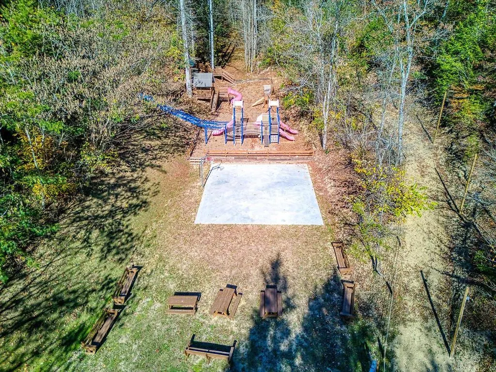 An Awesome View, Game Area, Pools, Pavilion, Free Attraction Tickets, Dollywood And More!