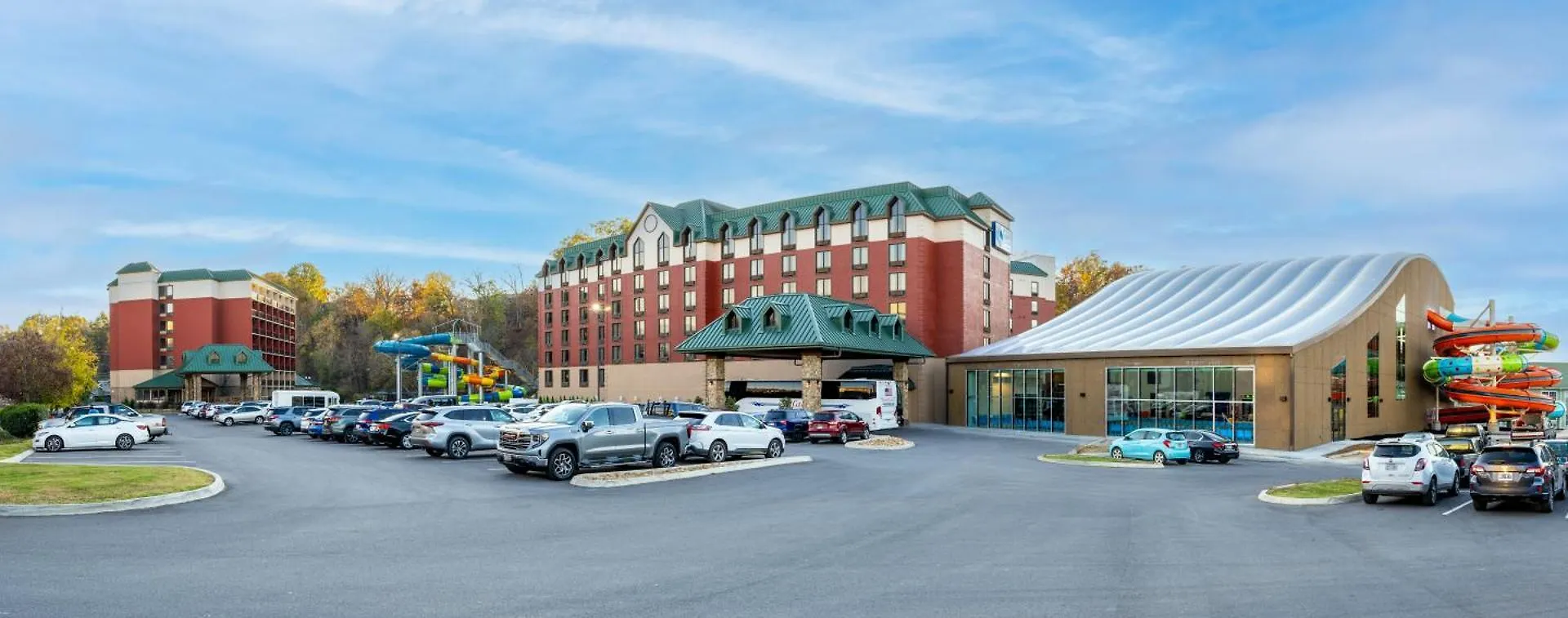 Country Cascades Waterpark