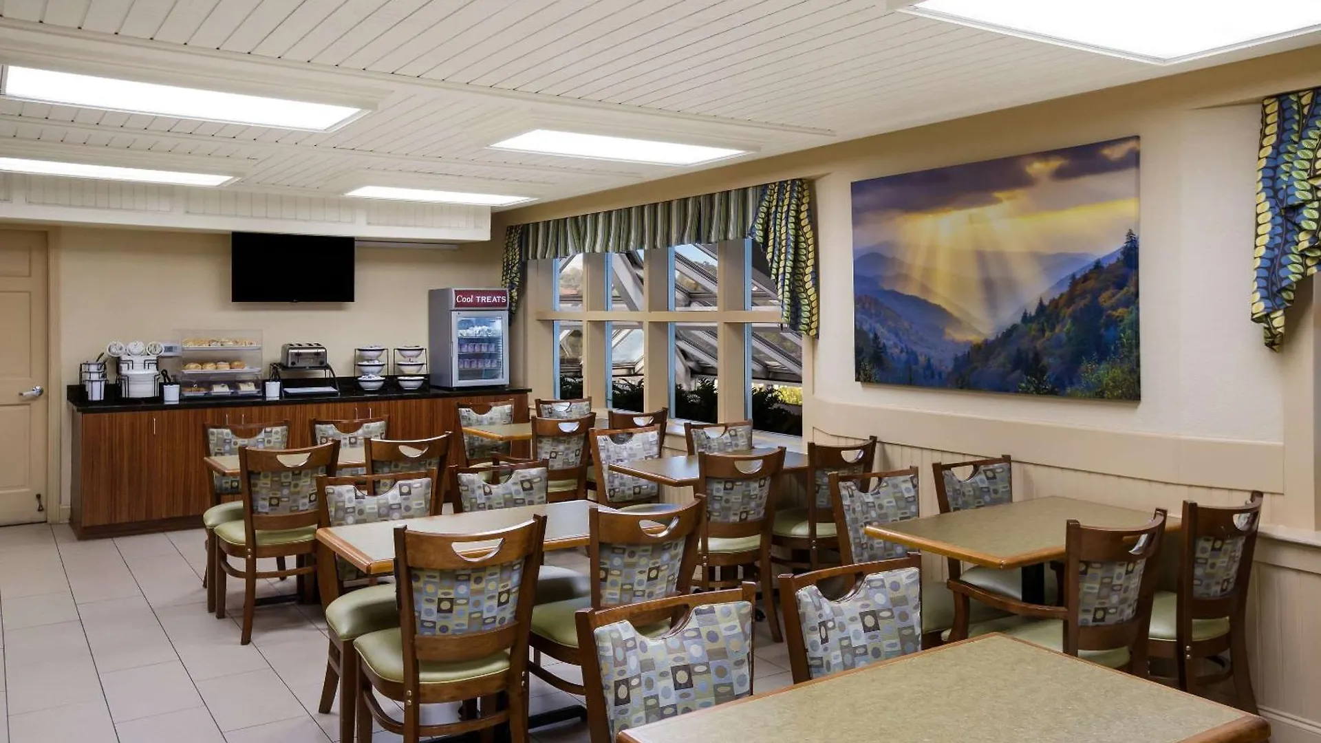 The At Apple Valley, Ascend Collection Hotel 2*