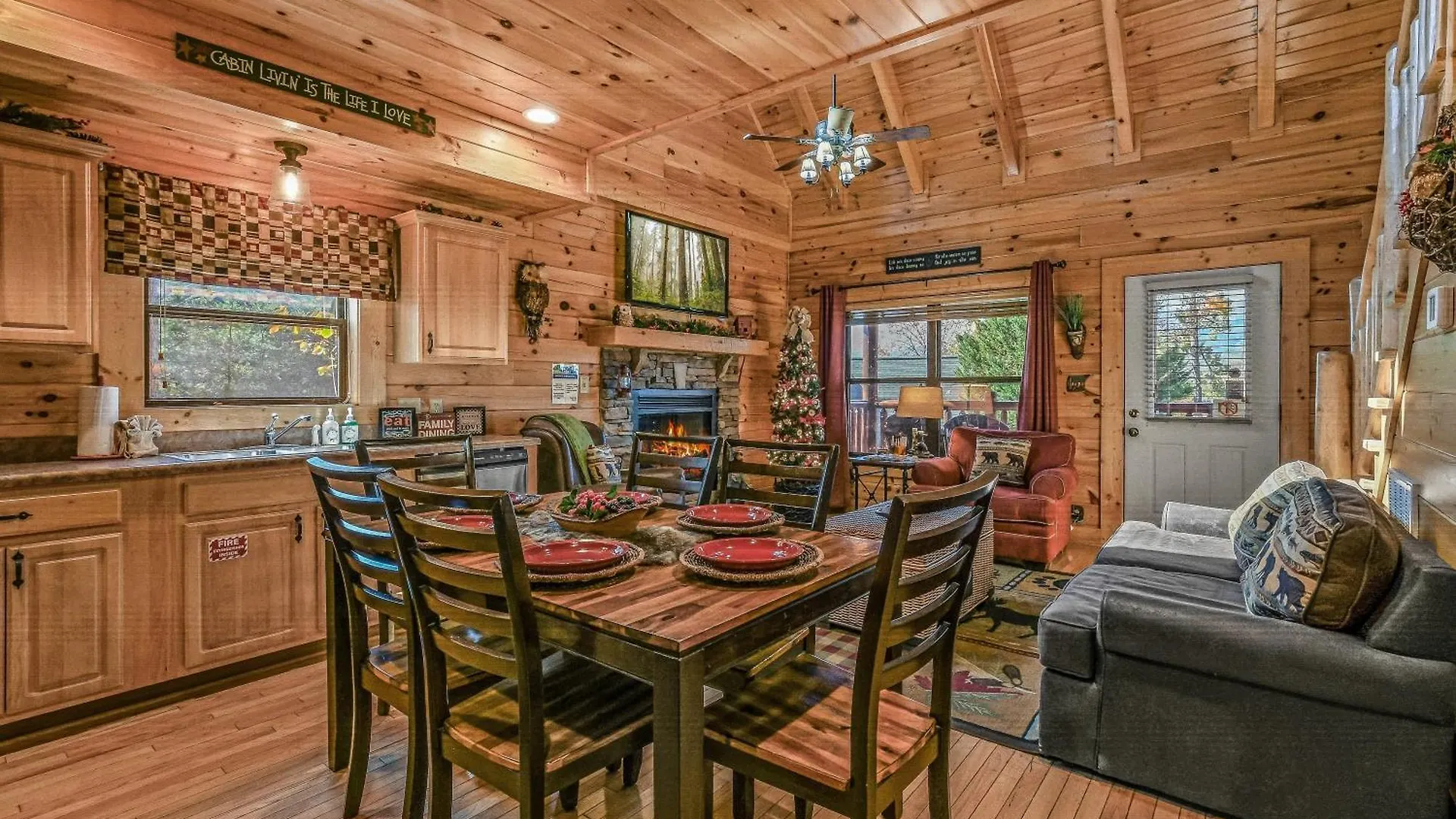 Bear Creek Way 2009 Holiday home *