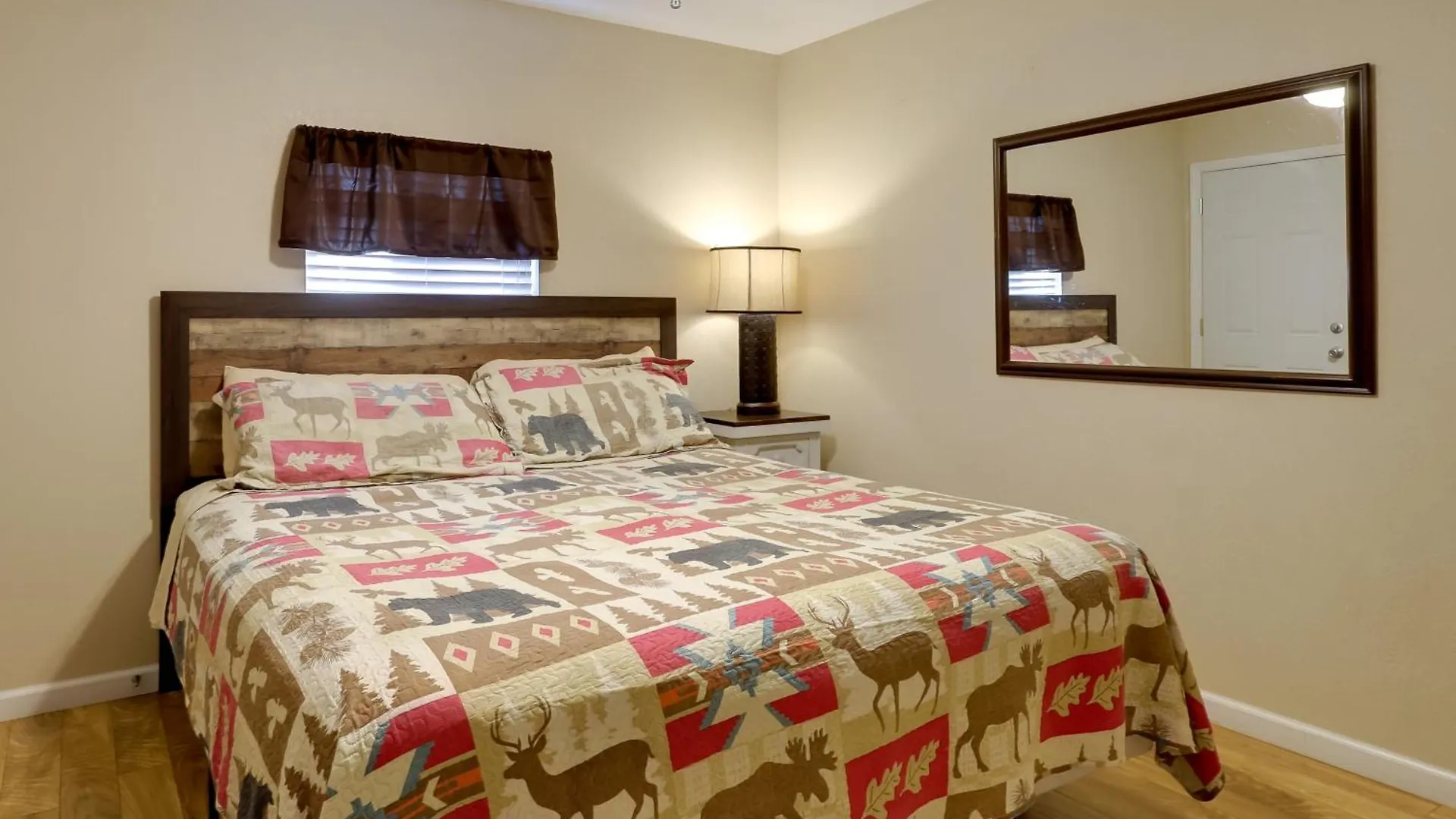 By Dollywood With Private Pool! *