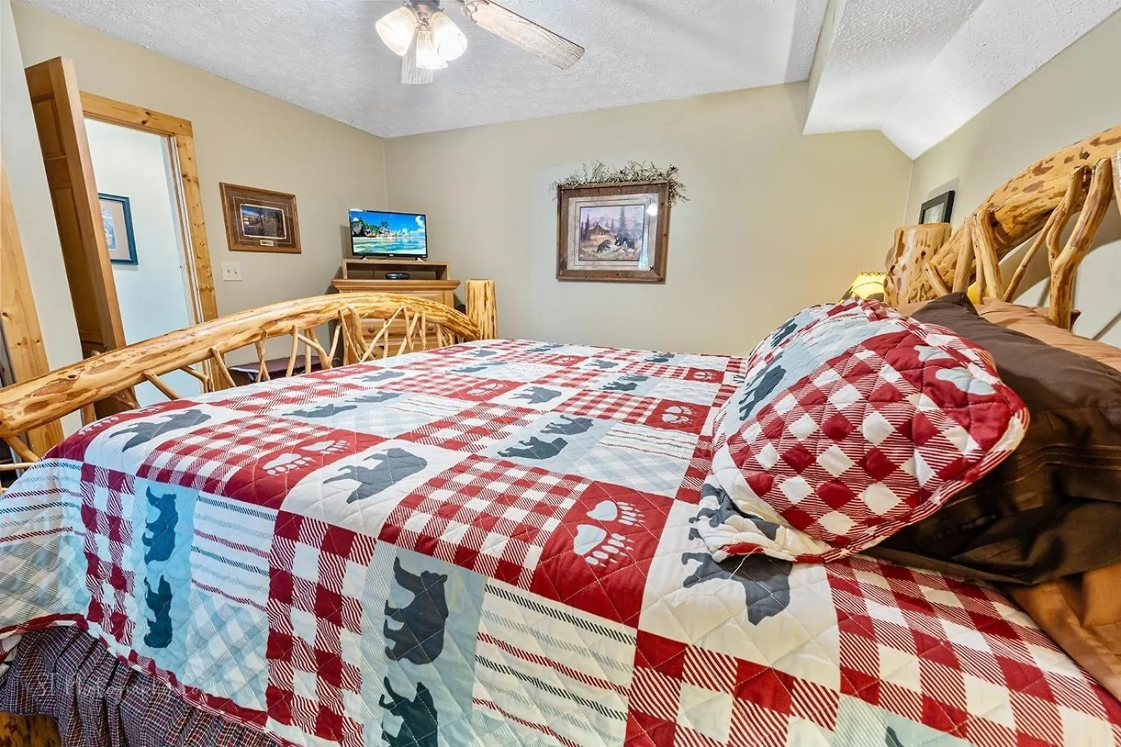 3 Bears One-level With Pool Table Holiday home *