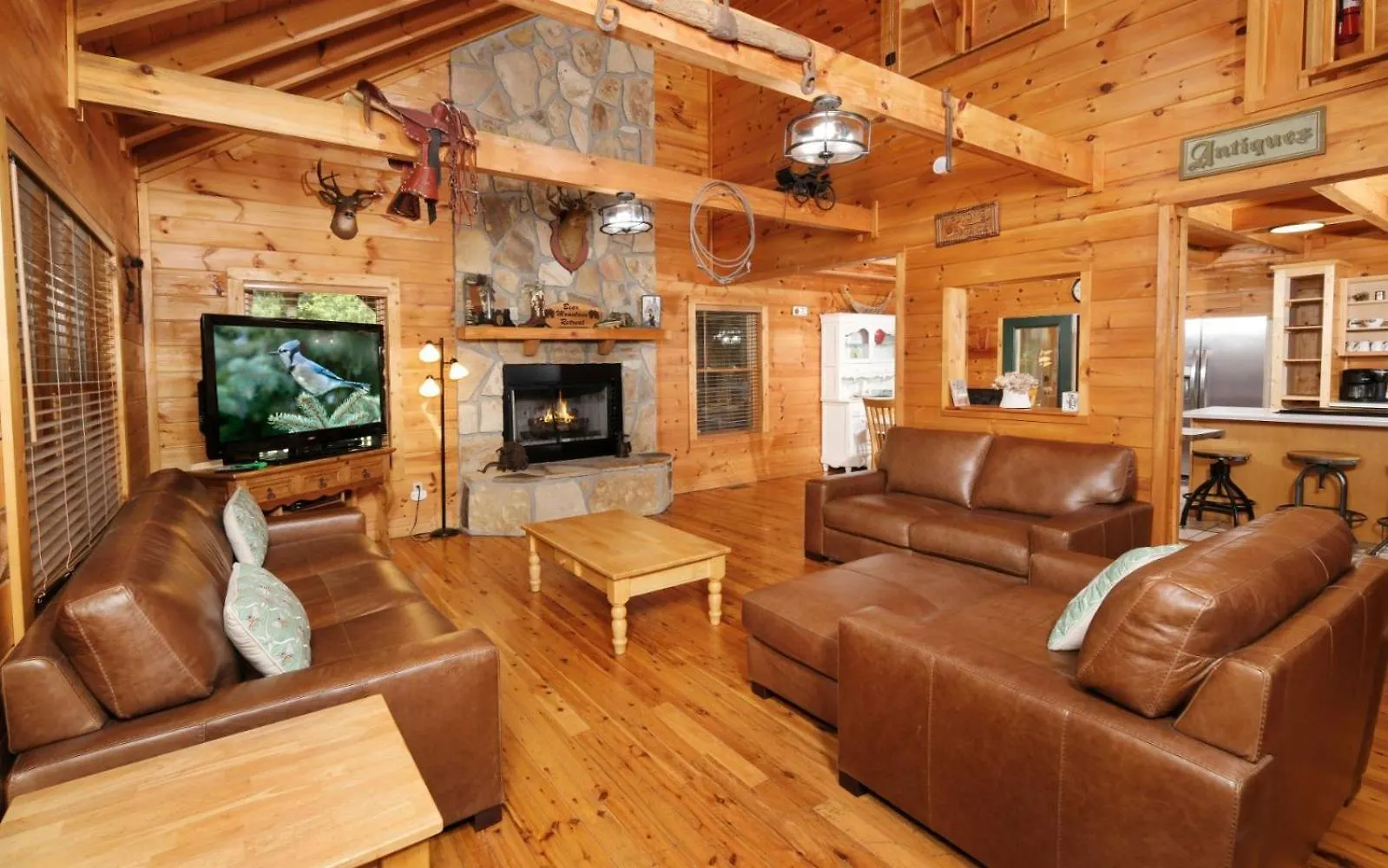 Bear Mountain Splash Villa Pigeon Forge