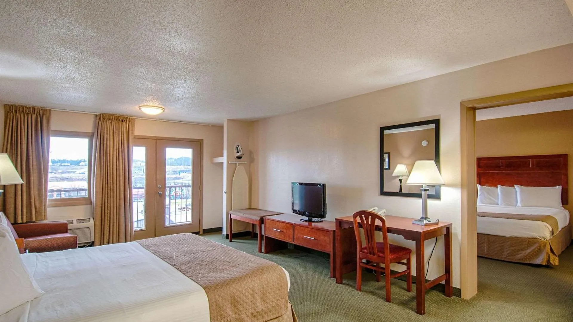 Park Tower Pigeon Forge