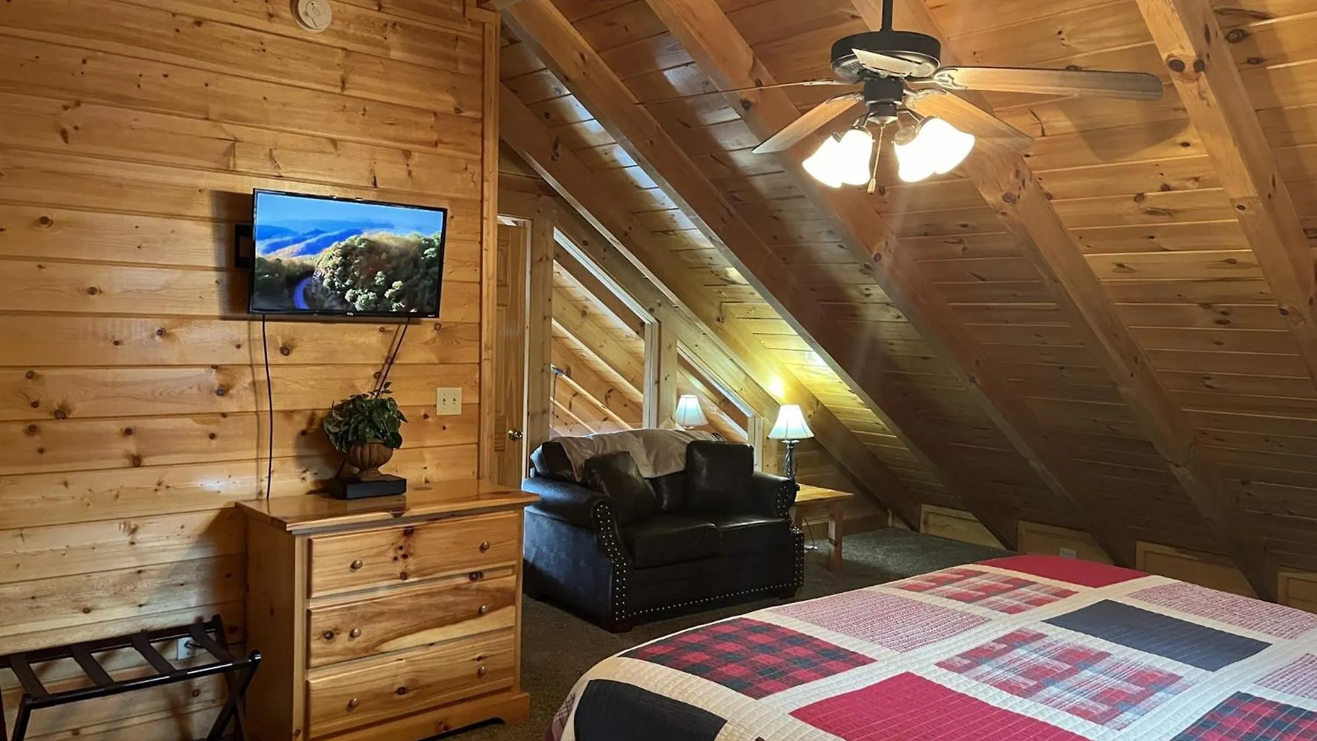 Ern860 - Cozy Bear Overlook *