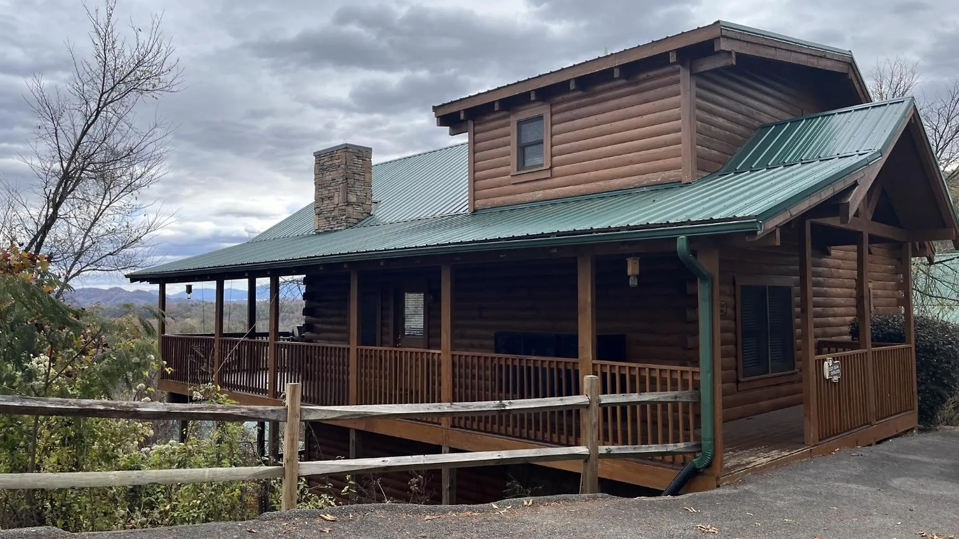 Ern860 - Cozy Bear Overlook Holiday home *