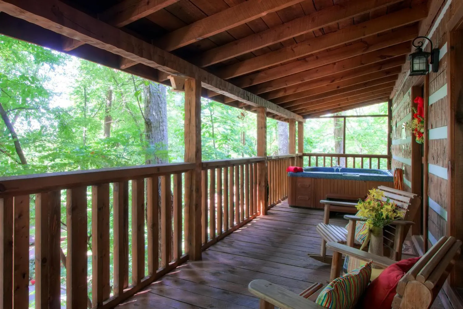 Mountain Hideaway Chalet Pigeon Forge