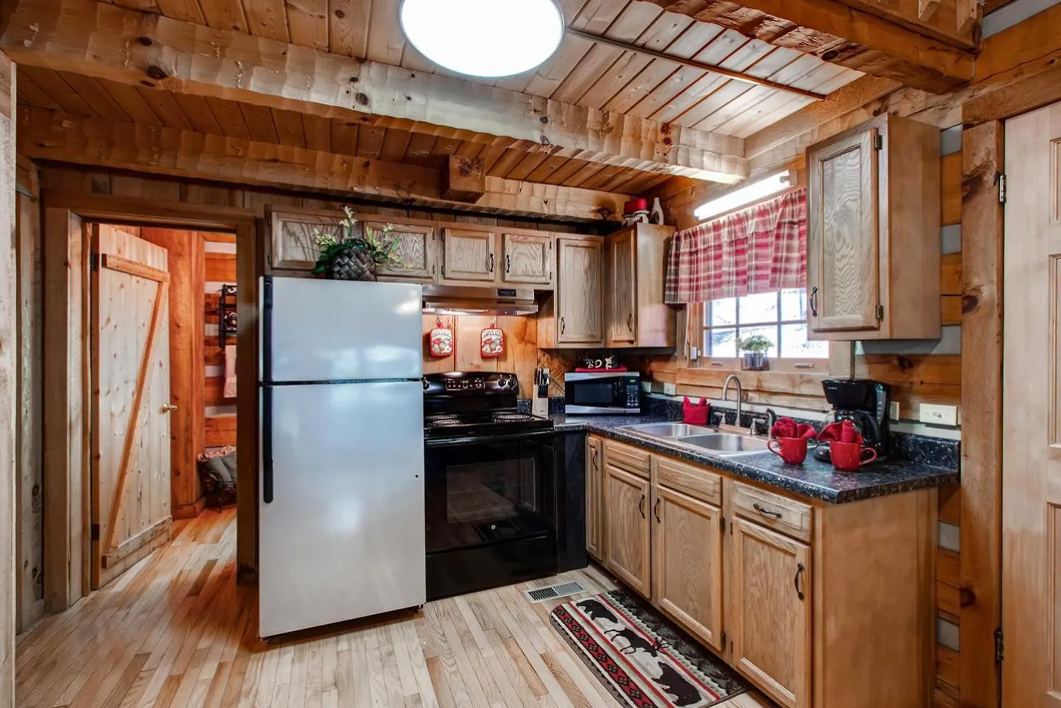 Chalet Mountain Hideaway Pigeon Forge