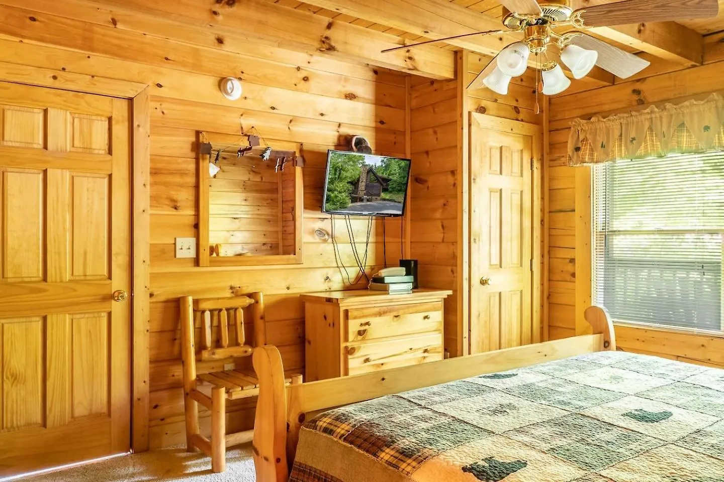Holiday home Eagles Ridge Retreat Hot Tub & Peaceful Views Pigeon Forge