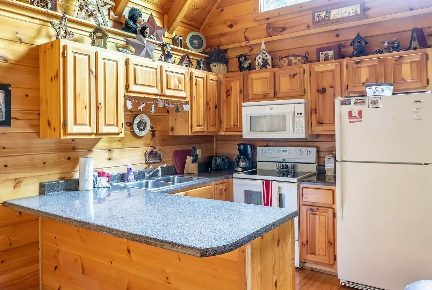 Holiday home Eagles Ridge Retreat Hot Tub & Peaceful Views Pigeon Forge