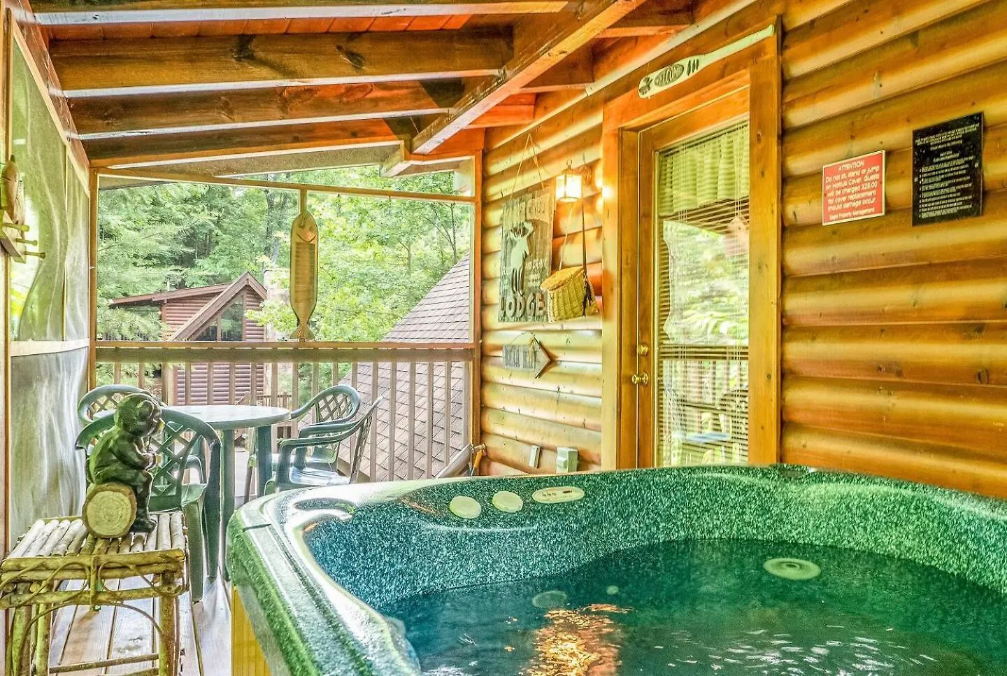 Eagles Ridge Retreat Hot Tub & Peaceful Views Holiday home Pigeon Forge