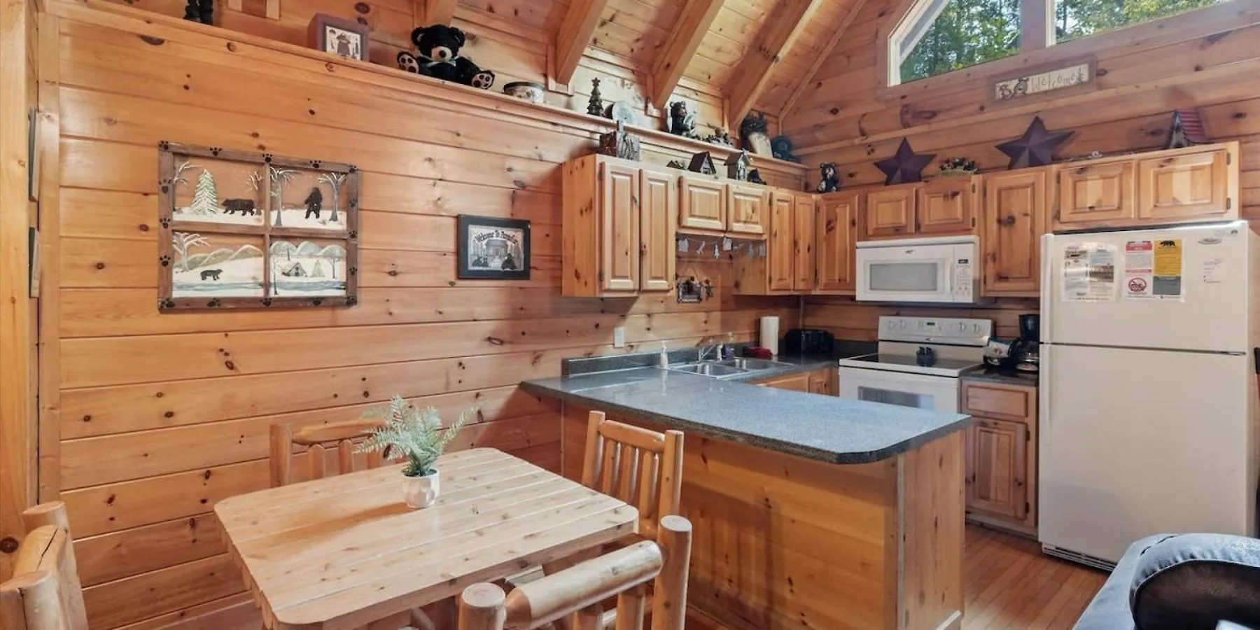 Eagles Ridge Retreat Hot Tub & Peaceful Views Holiday home *