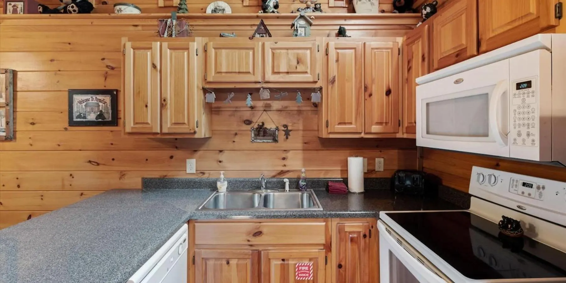Eagles Ridge Retreat Hot Tub & Peaceful Views Holiday home